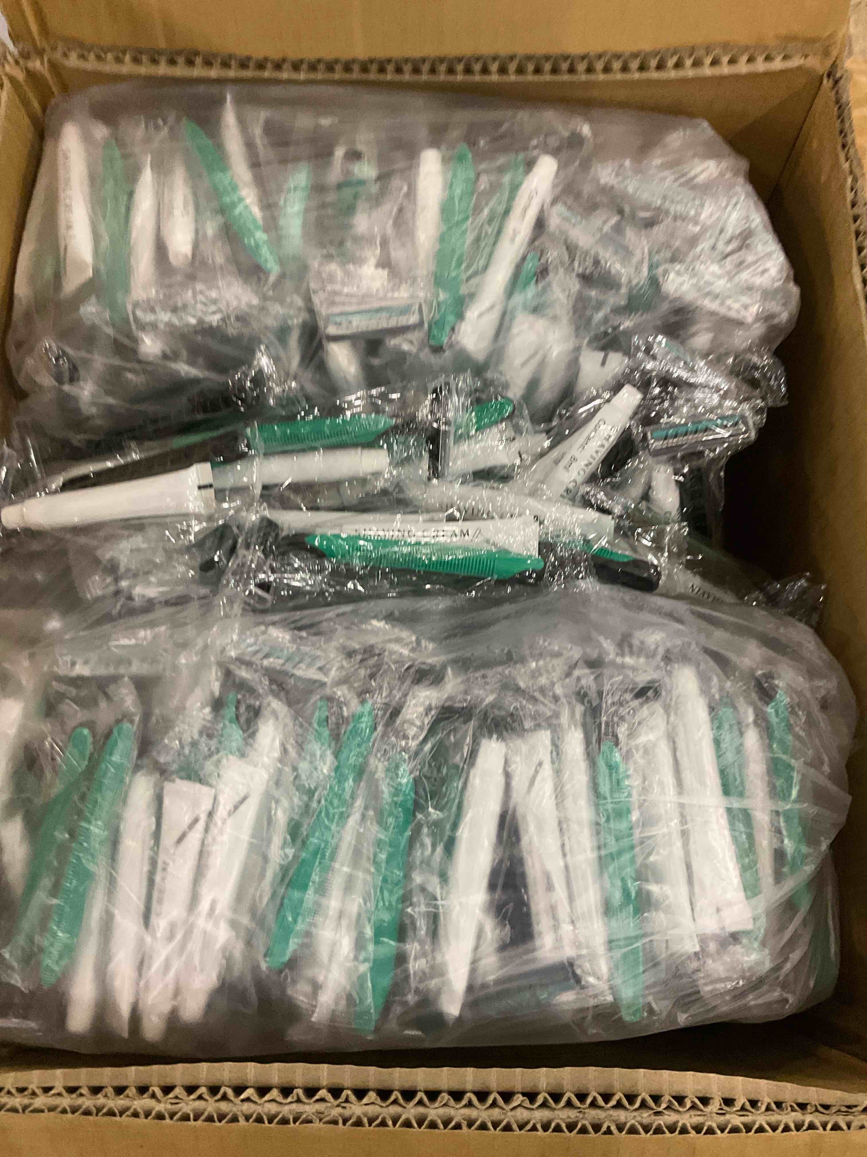 https://s3.amazonaws.com/lotting-images-prod/bidfta/PNK2362863_1754649982087.jpeg