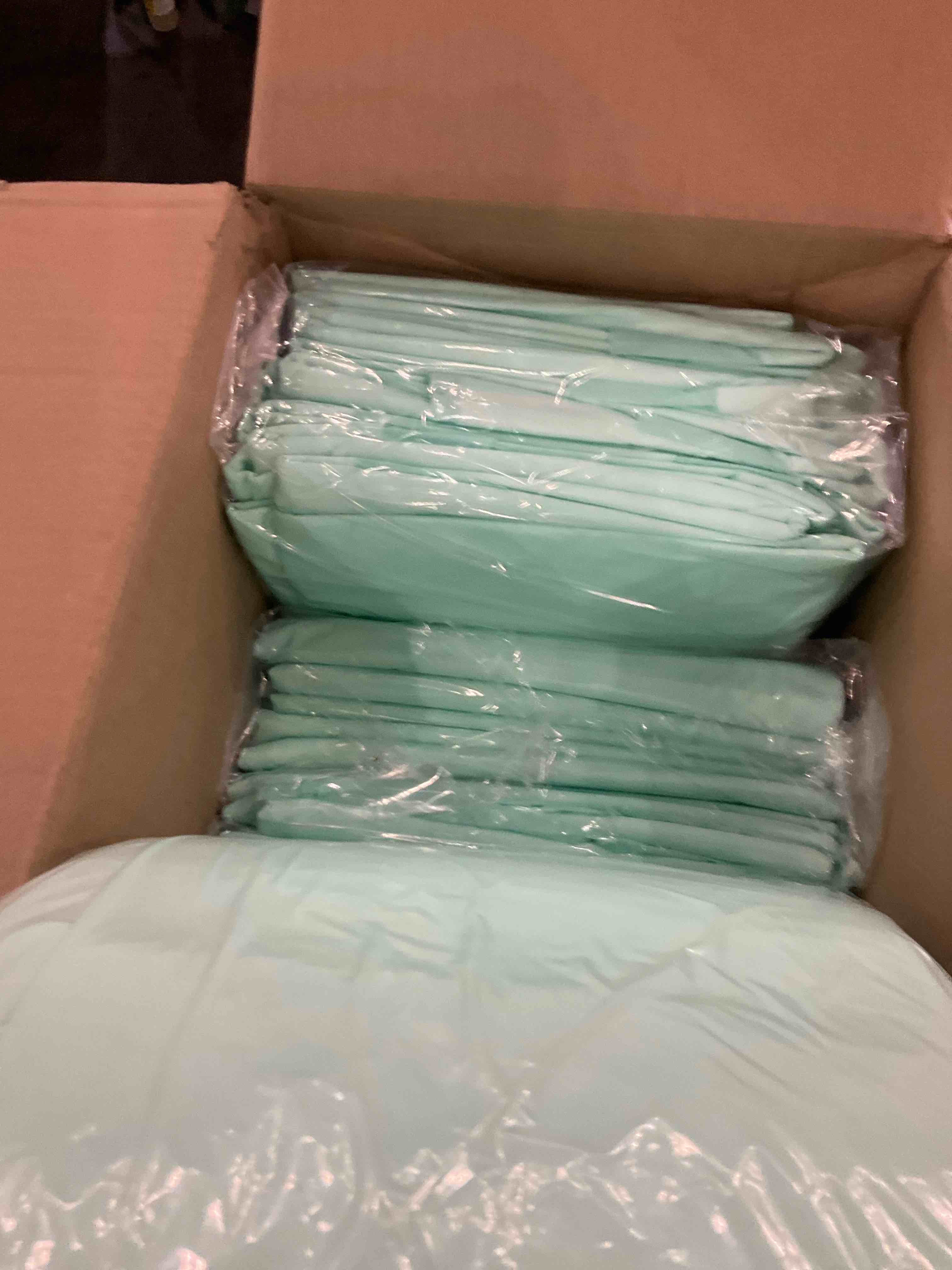 https://s3.amazonaws.com/lotting-images-prod/bidfta/PNK2362906_1754651881750.jpeg