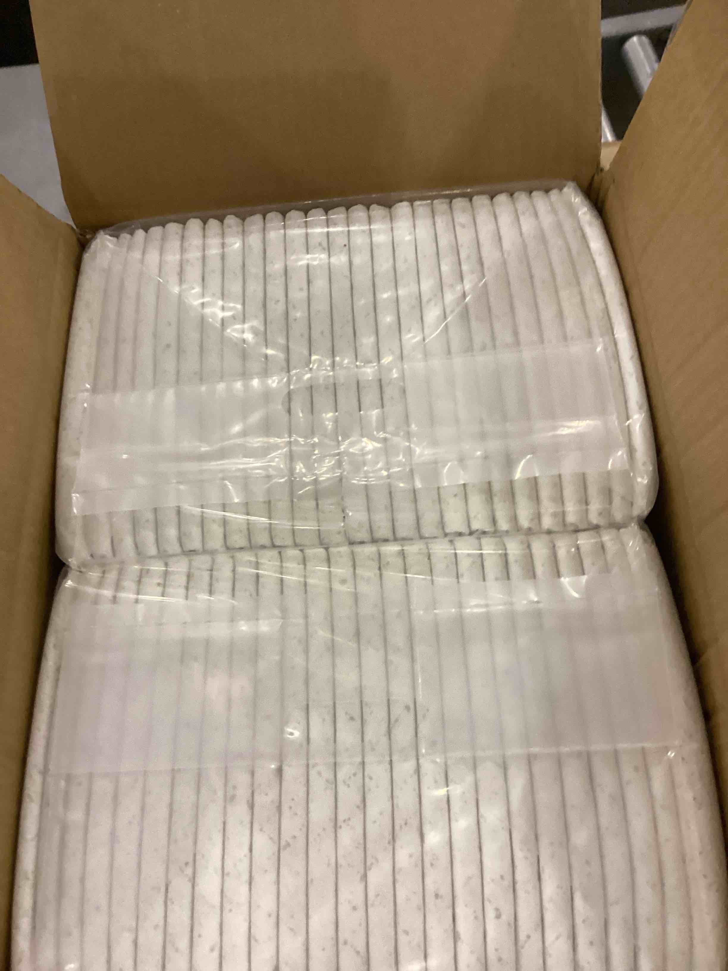 https://s3.amazonaws.com/lotting-images-prod/bidfta/PNK2363005_1754656748271.jpeg
