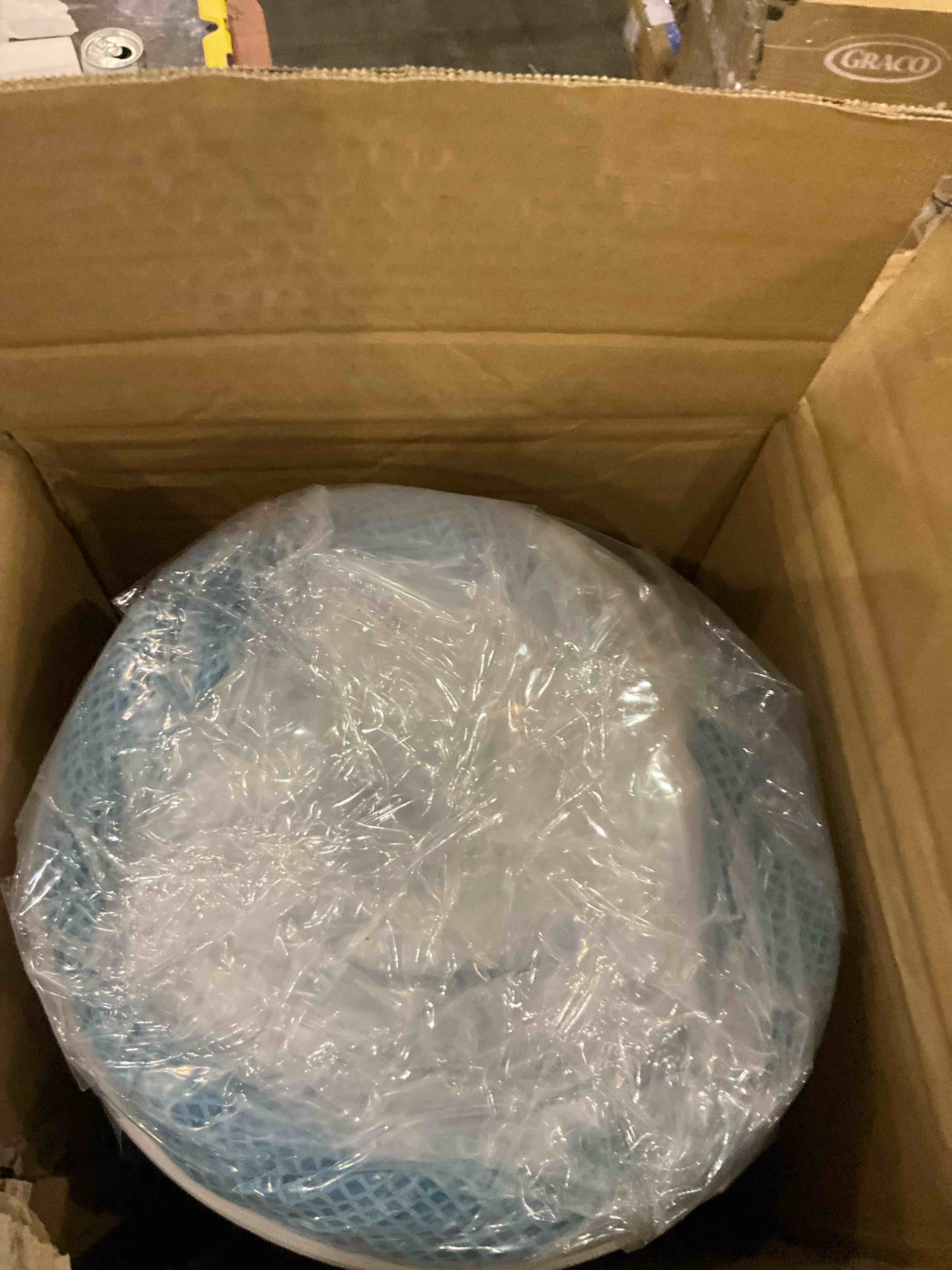 https://s3.amazonaws.com/lotting-images-prod/bidfta/PNK2365161_1754570013379.jpeg