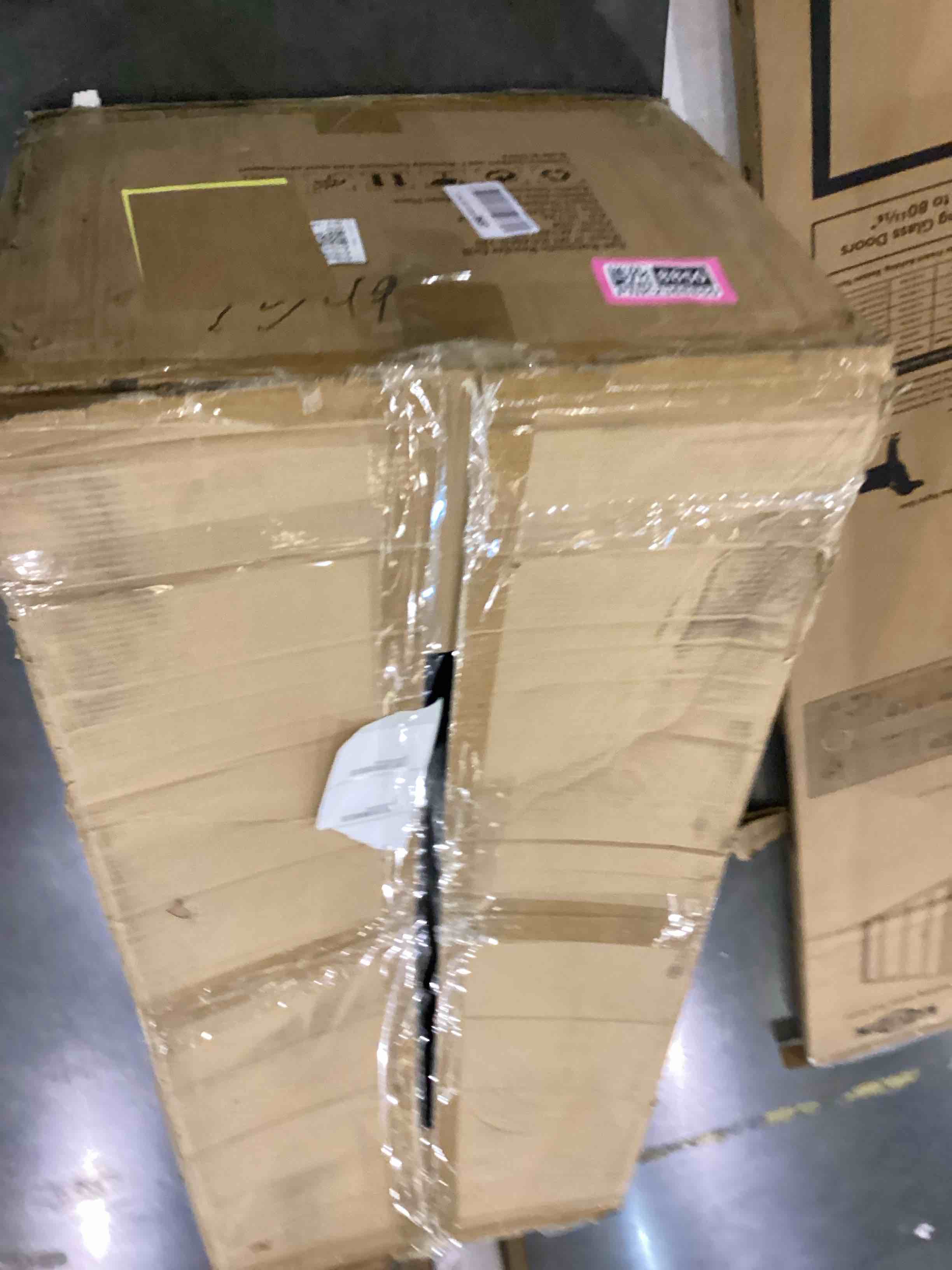 https://s3.amazonaws.com/lotting-images-prod/bidfta/PNK2368850_1754316853513.jpeg