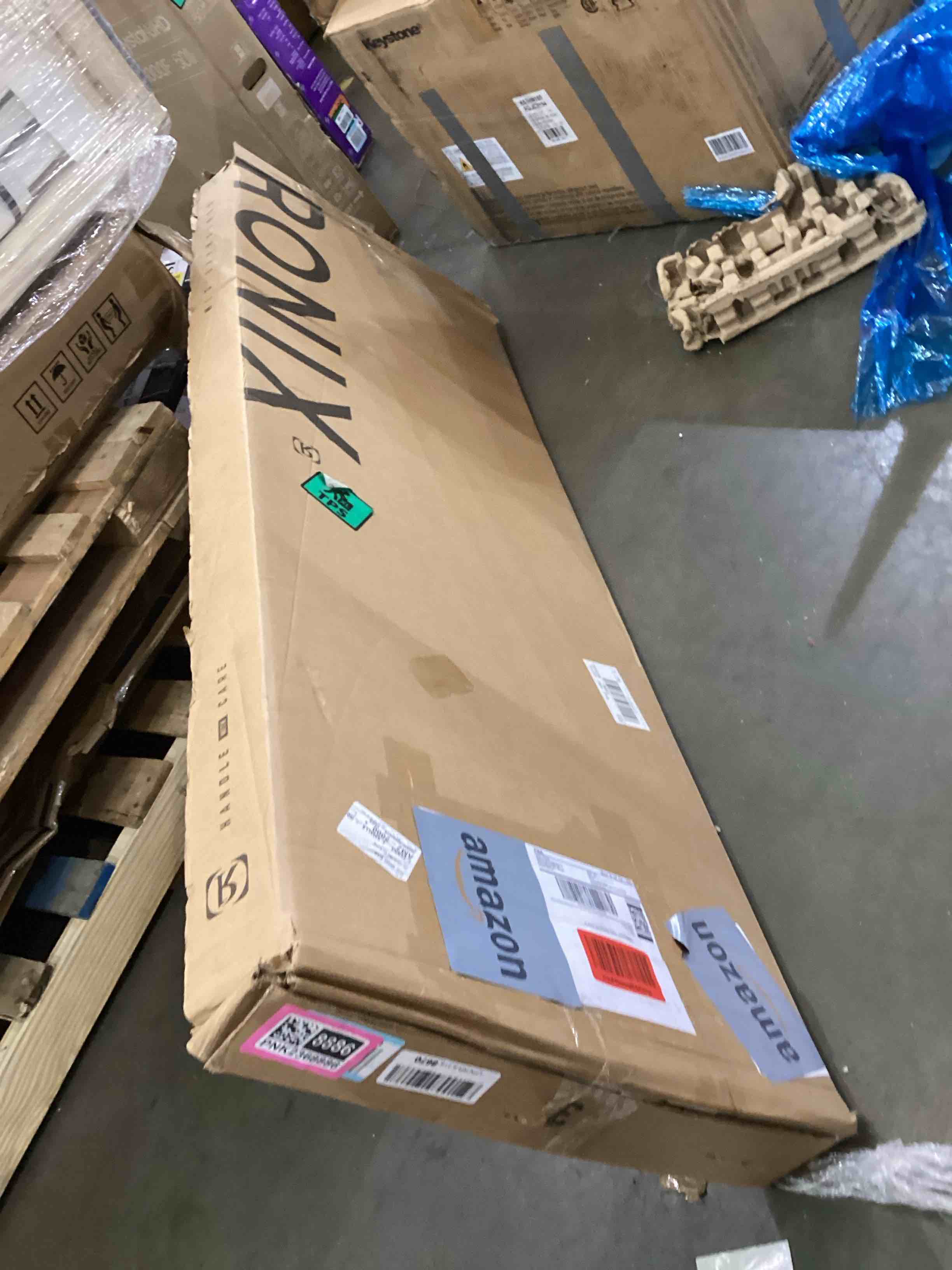 https://s3.amazonaws.com/lotting-images-prod/bidfta/PNK2368886_1754326789971.jpeg