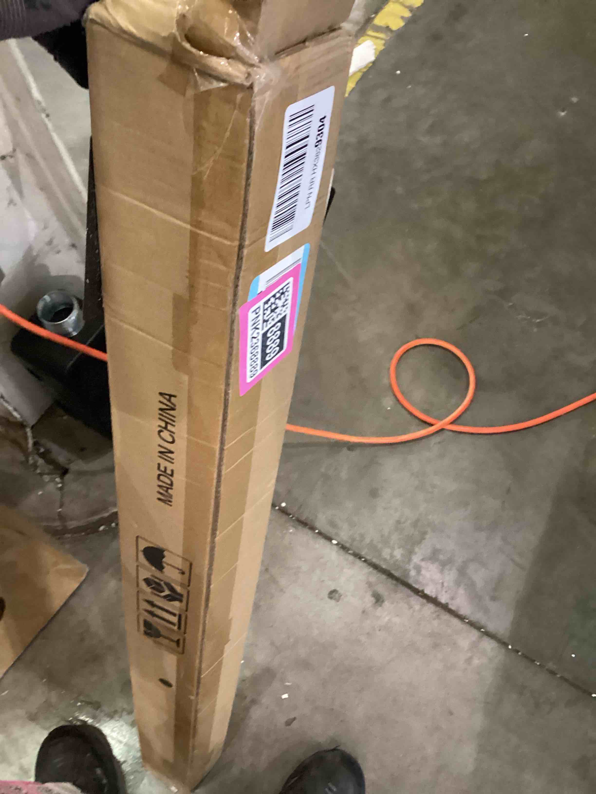 https://s3.amazonaws.com/lotting-images-prod/bidfta/PNK2368889_1754328311766.jpeg