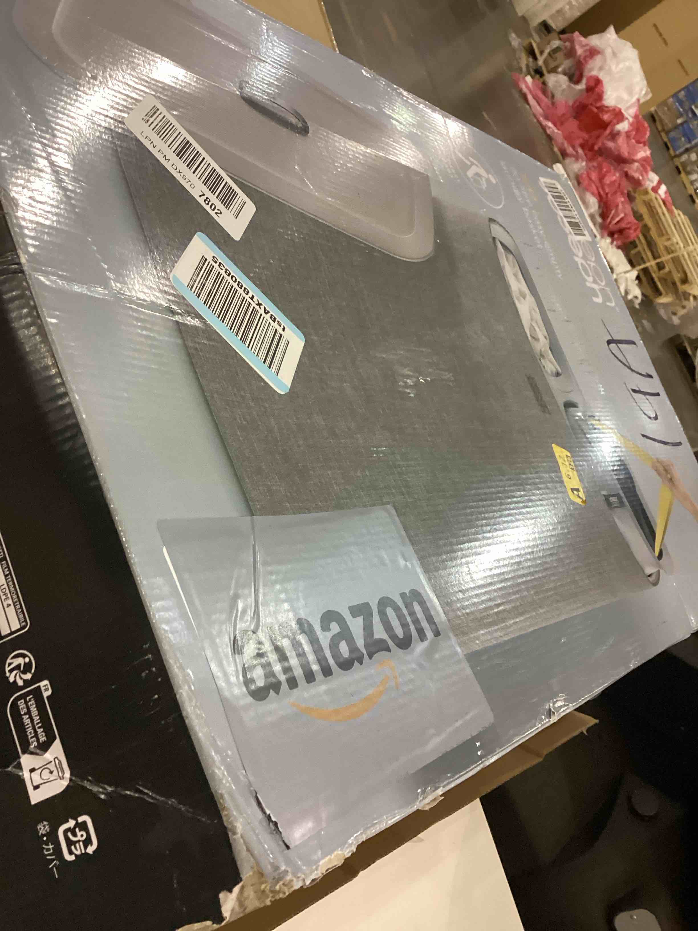https://s3.amazonaws.com/lotting-images-prod/bidfta/PNK2369314_1754648070412.jpeg
