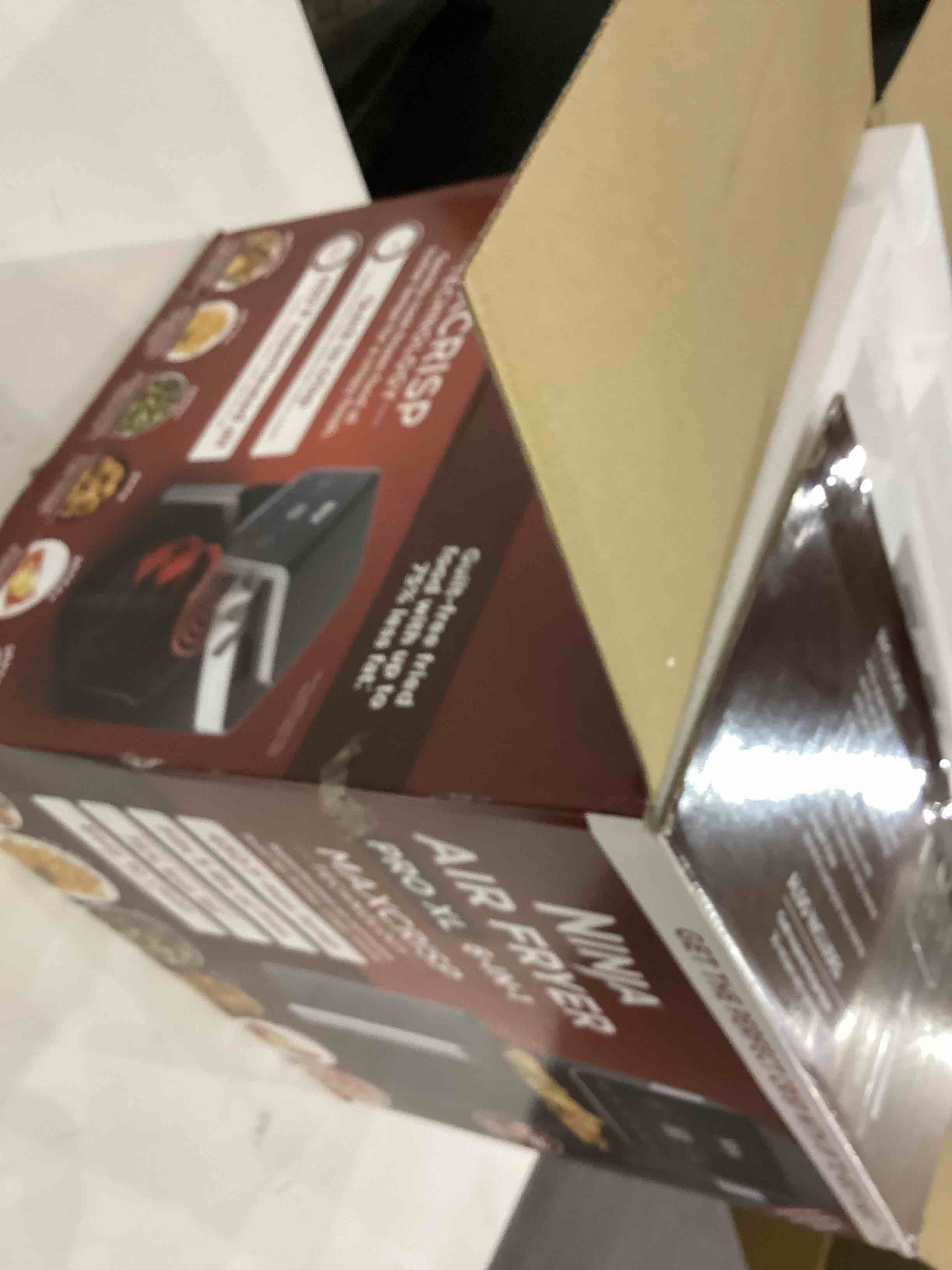 https://s3.amazonaws.com/lotting-images-prod/bidfta/PNK2369488_1754586016474.jpeg