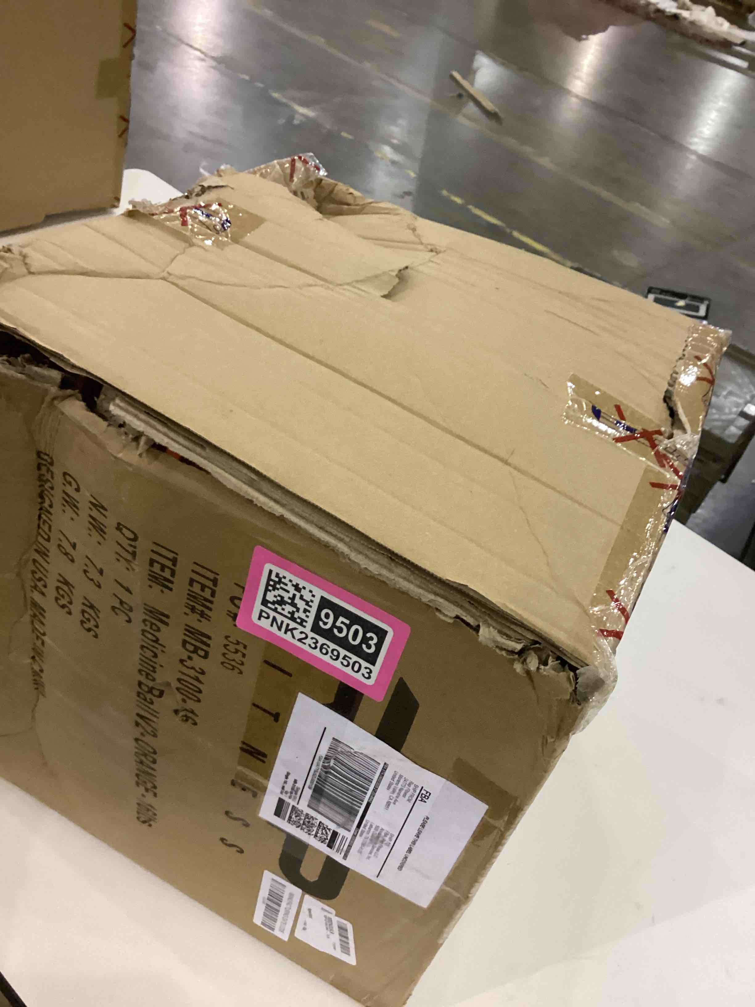 https://s3.amazonaws.com/lotting-images-prod/bidfta/PNK2369505_1754585598656.jpeg