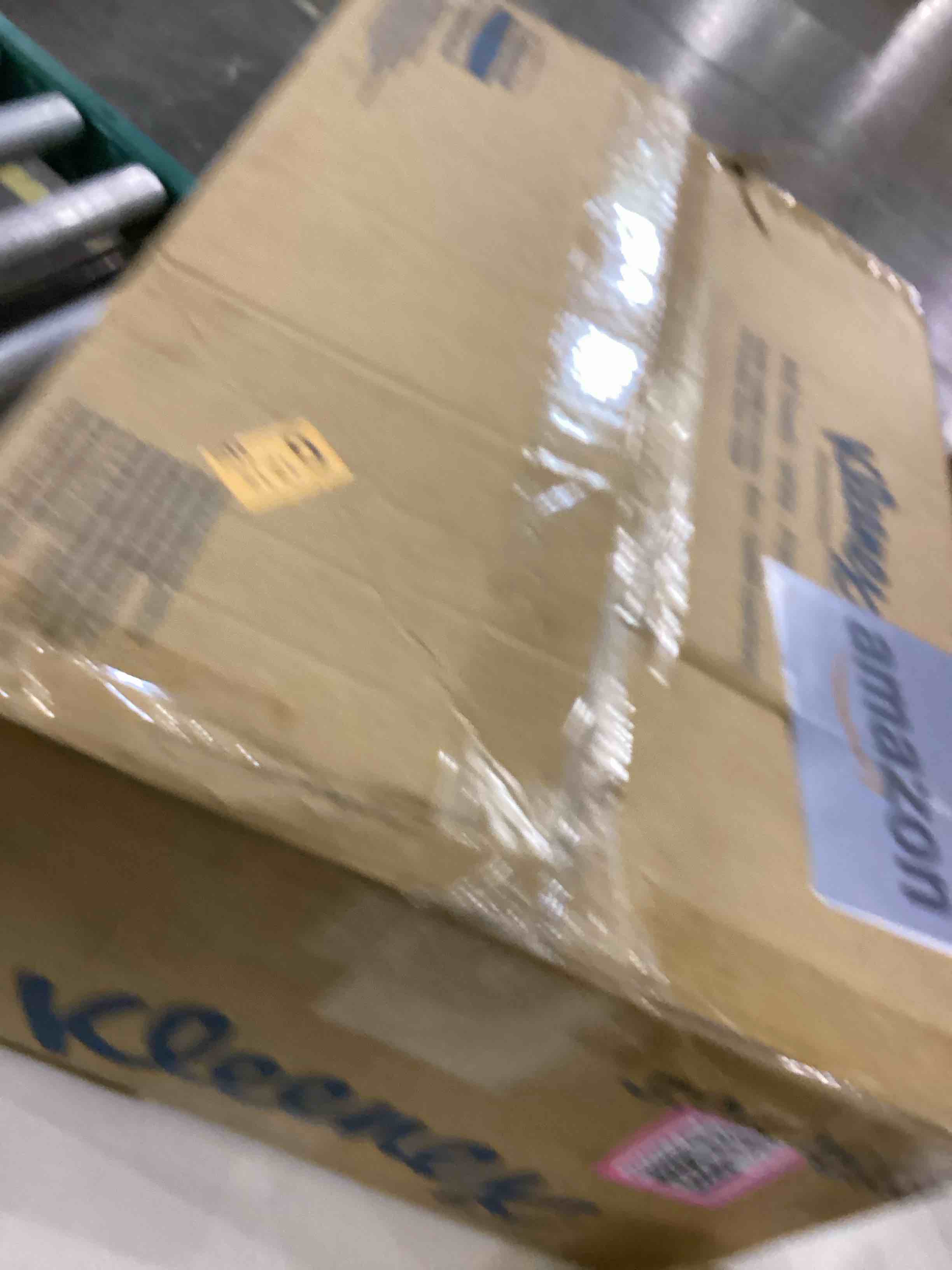 https://s3.amazonaws.com/lotting-images-prod/bidfta/PNK2369599_1754591211690.jpeg