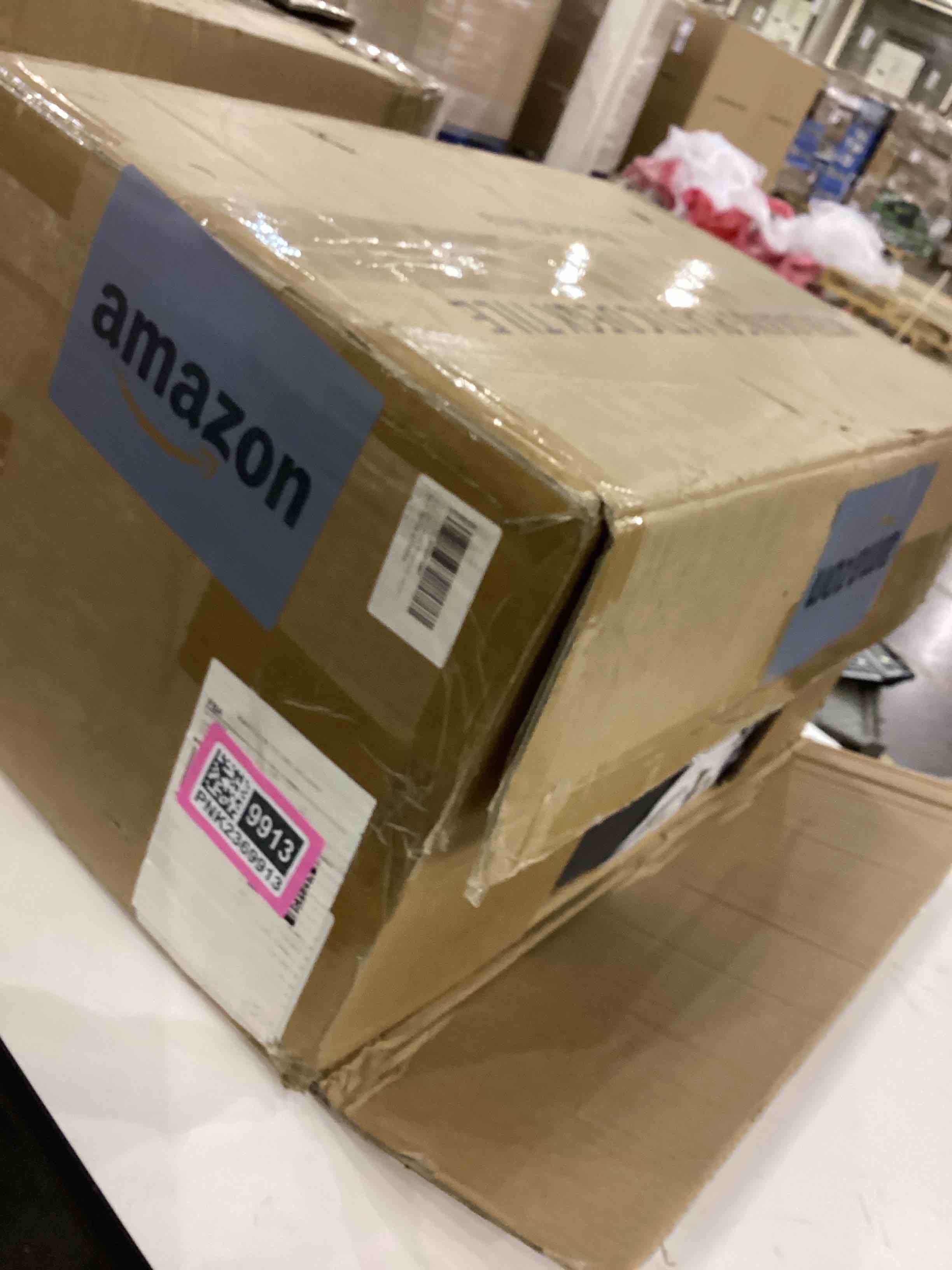 https://s3.amazonaws.com/lotting-images-prod/bidfta/PNK2369913_1754654520190.jpeg