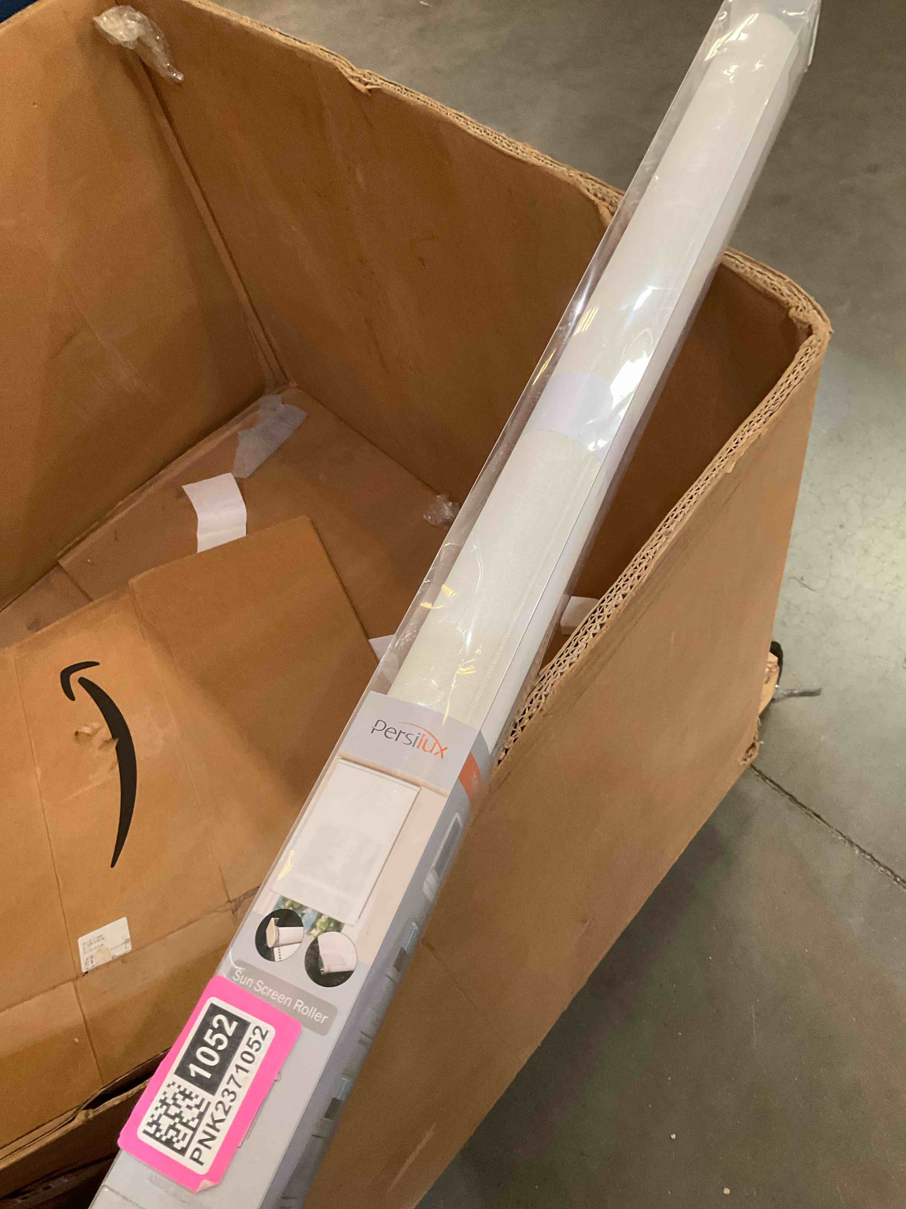 https://s3.amazonaws.com/lotting-images-prod/bidfta/PNK2371052_1755622338913.jpeg
