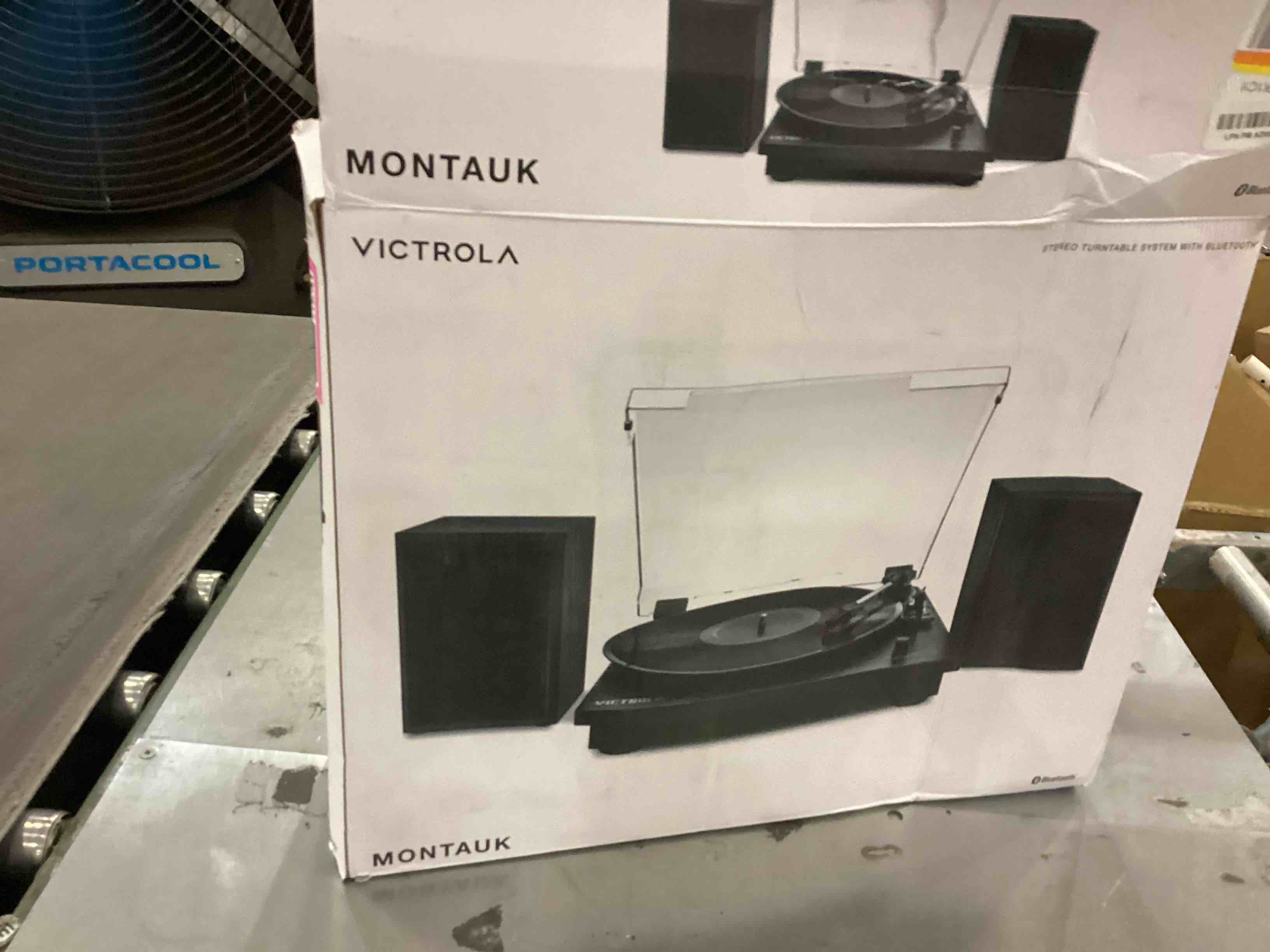 https://s3.amazonaws.com/lotting-images-prod/bidfta/PNK2374066_1753969160940.jpeg