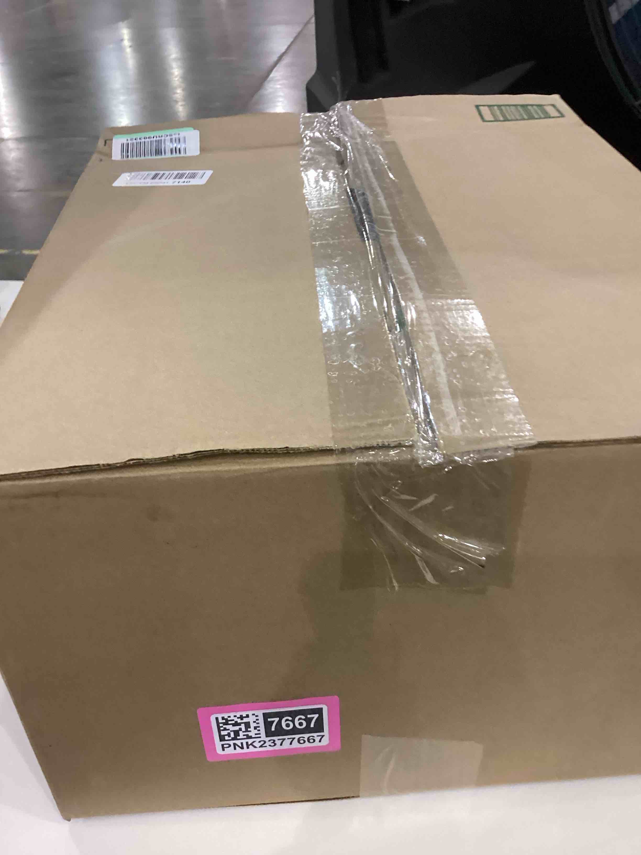https://s3.amazonaws.com/lotting-images-prod/bidfta/PNK2377667_1754564969710.jpeg