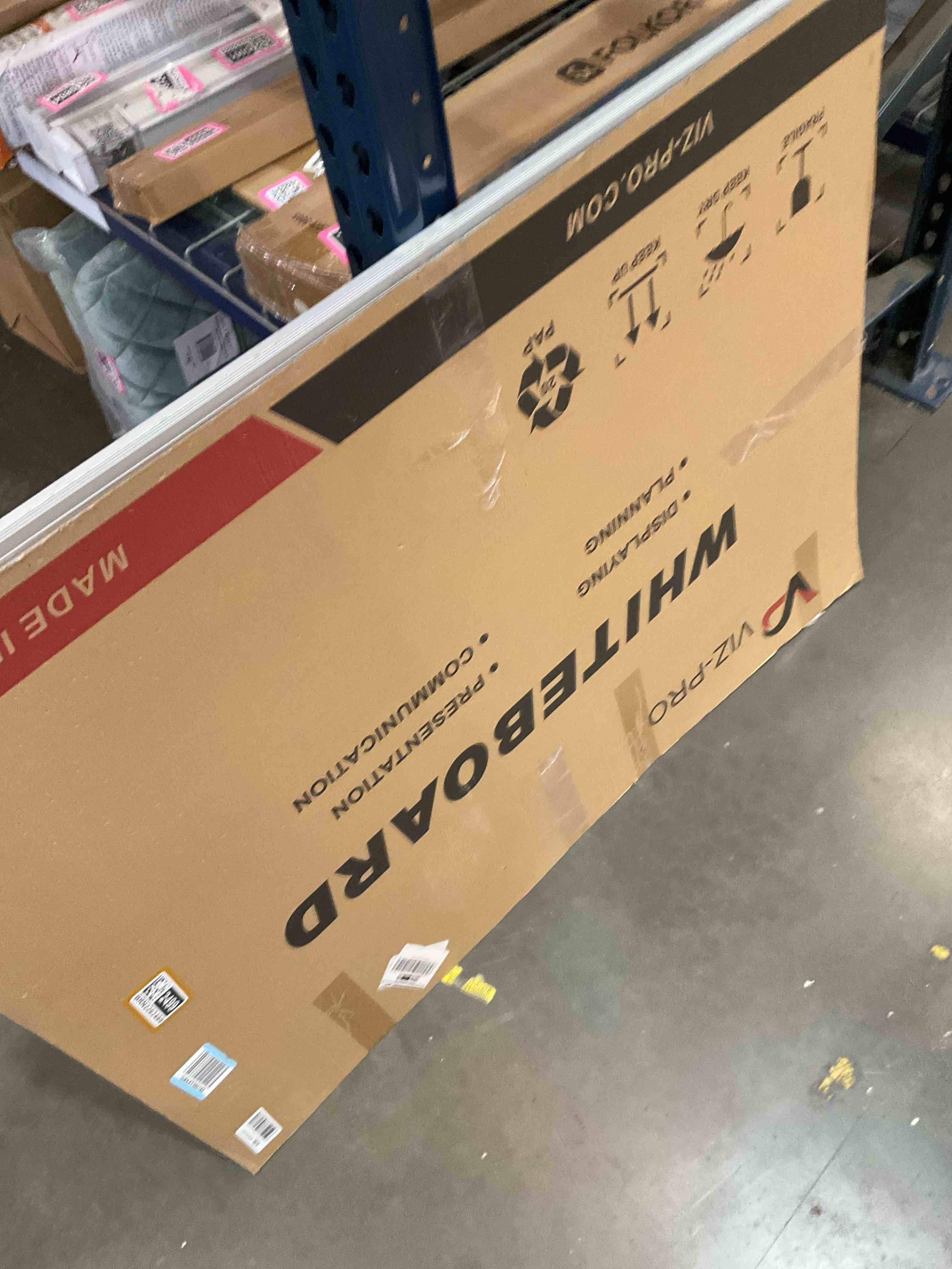 magnetic whiteboard/dry erase board