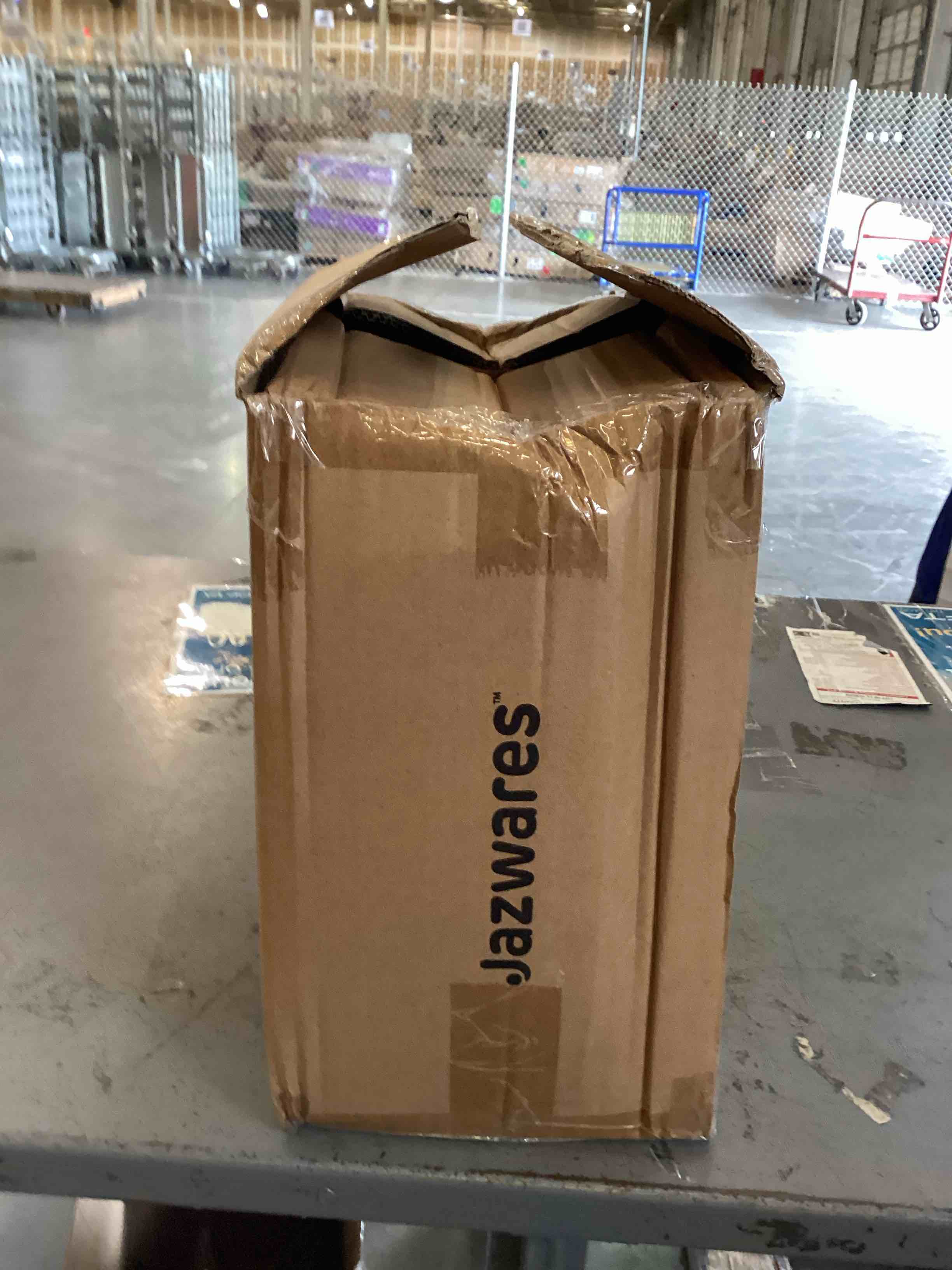 https://s3.amazonaws.com/lotting-images-prod/bidfta/PNK2380977_1756403629892.jpeg