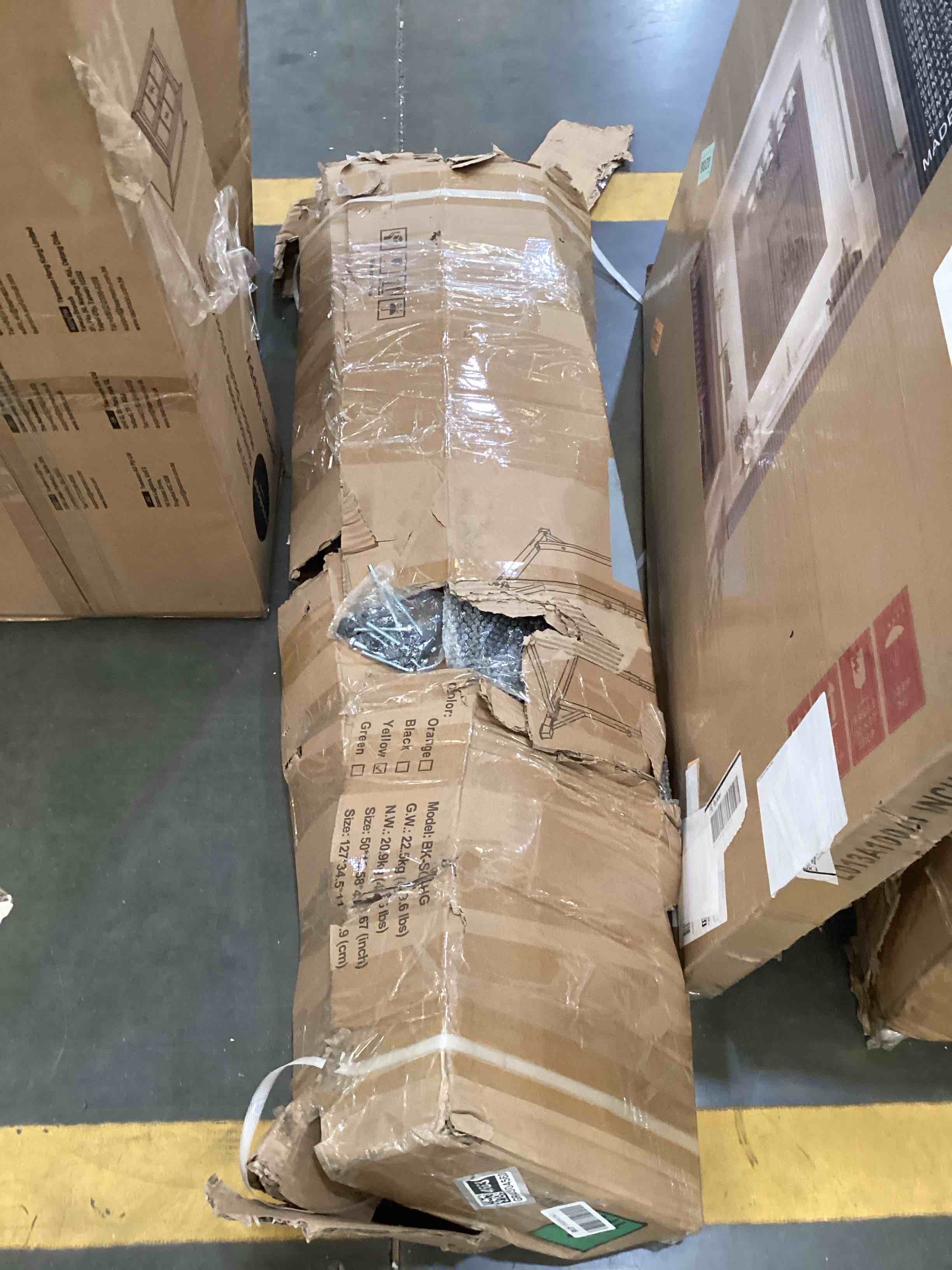 https://s3.amazonaws.com/lotting-images-prod/bidfta/PNK2381067_1757526102700.jpeg