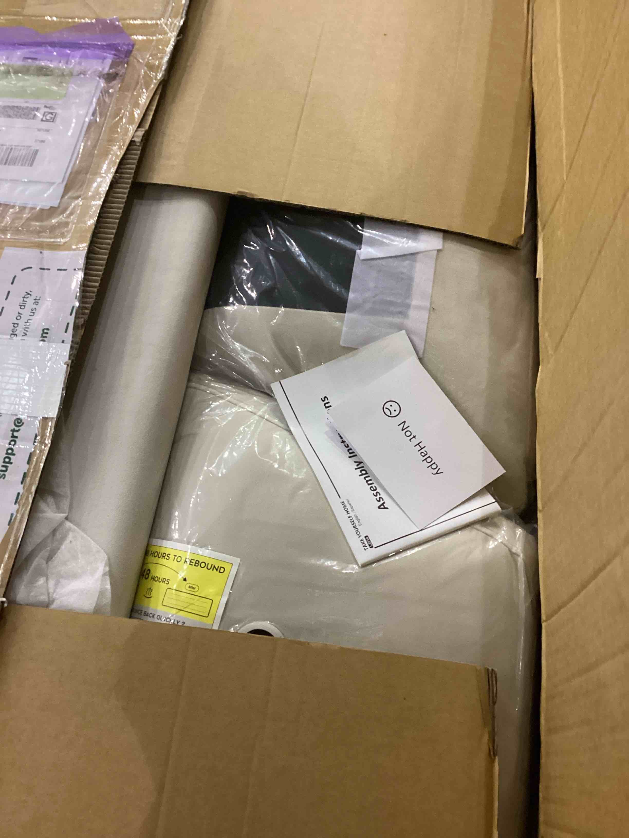 https://s3.amazonaws.com/lotting-images-prod/bidfta/PNK2381452_1759320413506.jpeg
