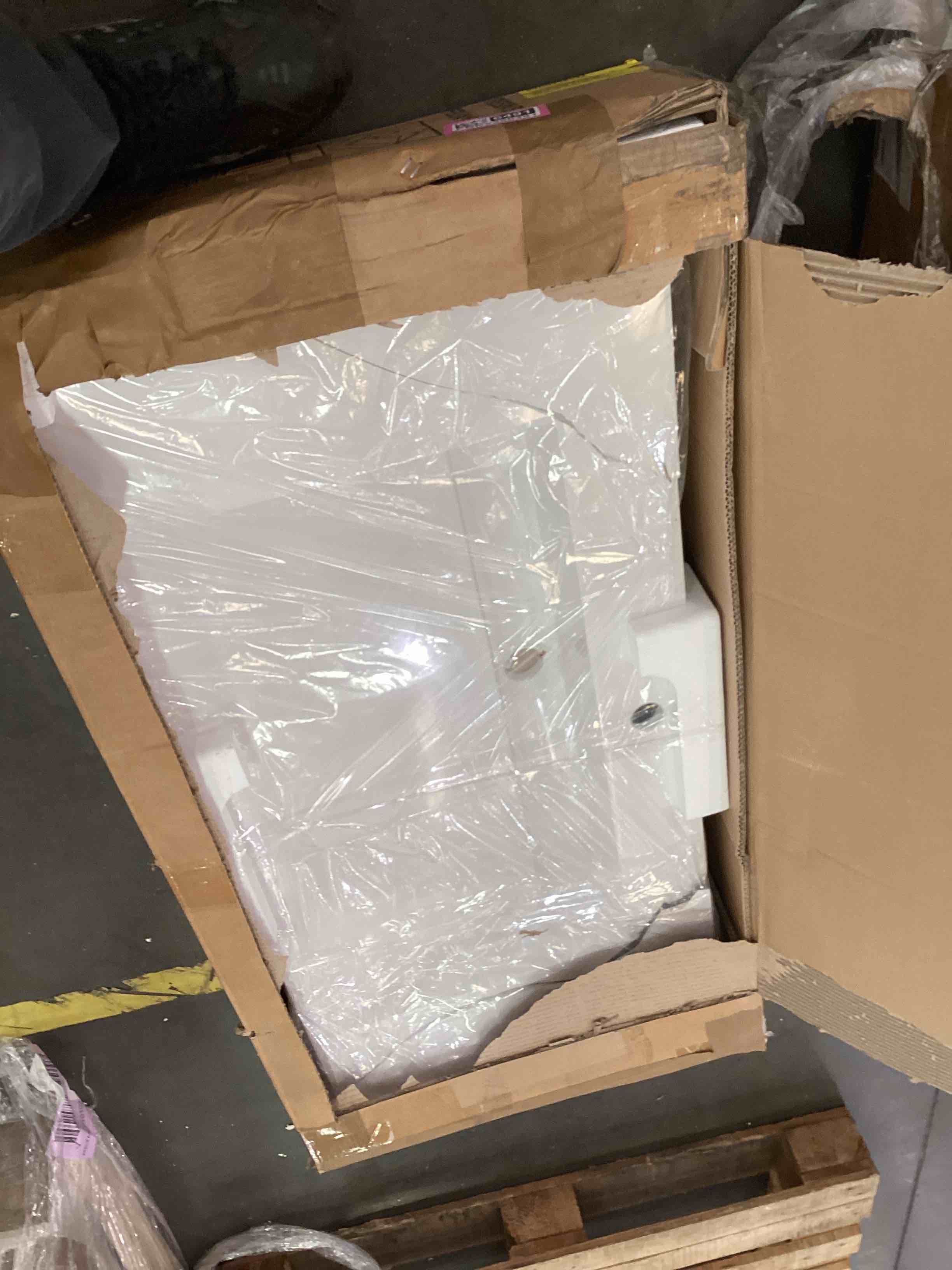 bathroom vanity top BROKEN
