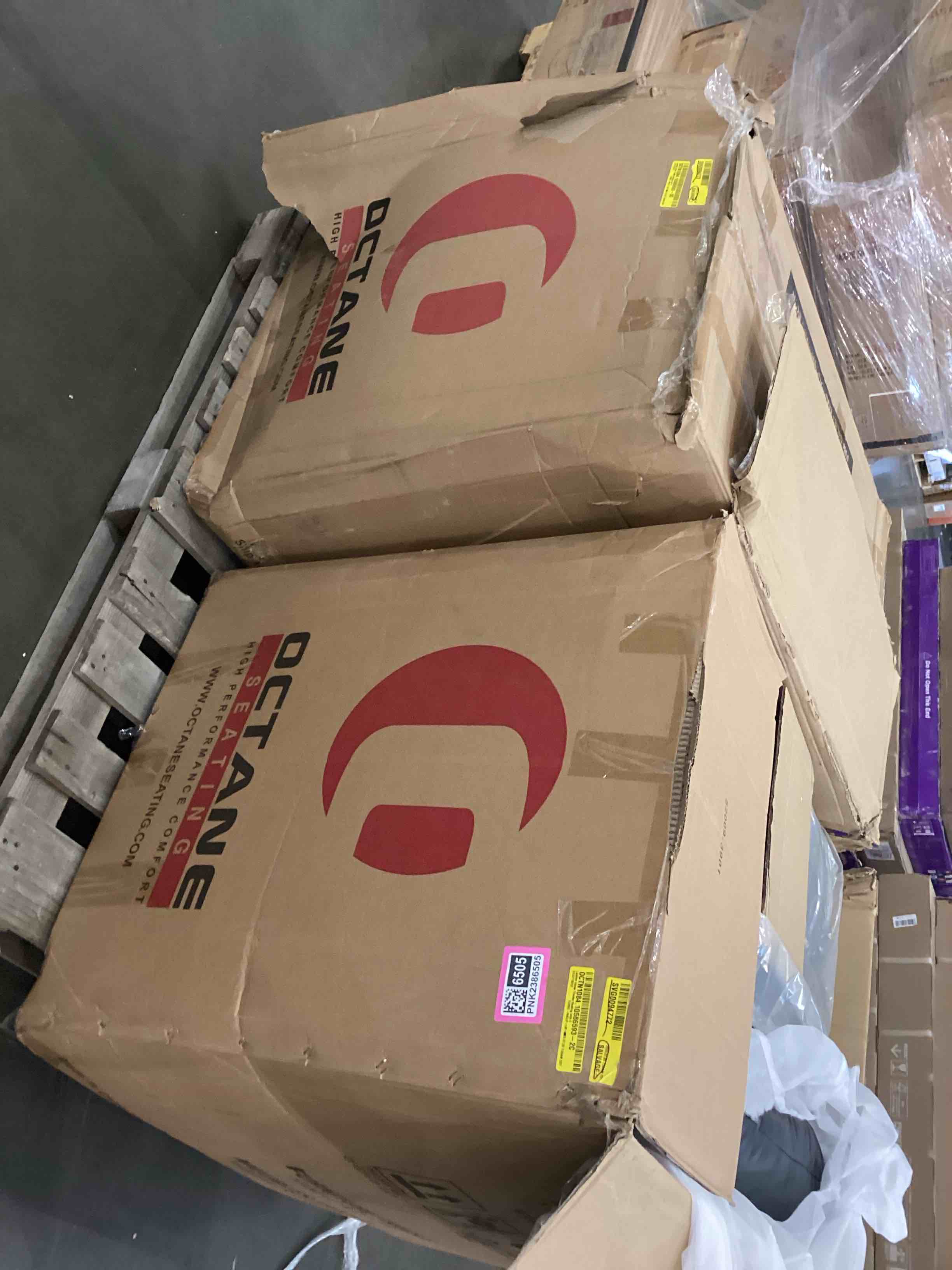 https://s3.amazonaws.com/lotting-images-prod/bidfta/PNK2386505_1755107065601.jpeg