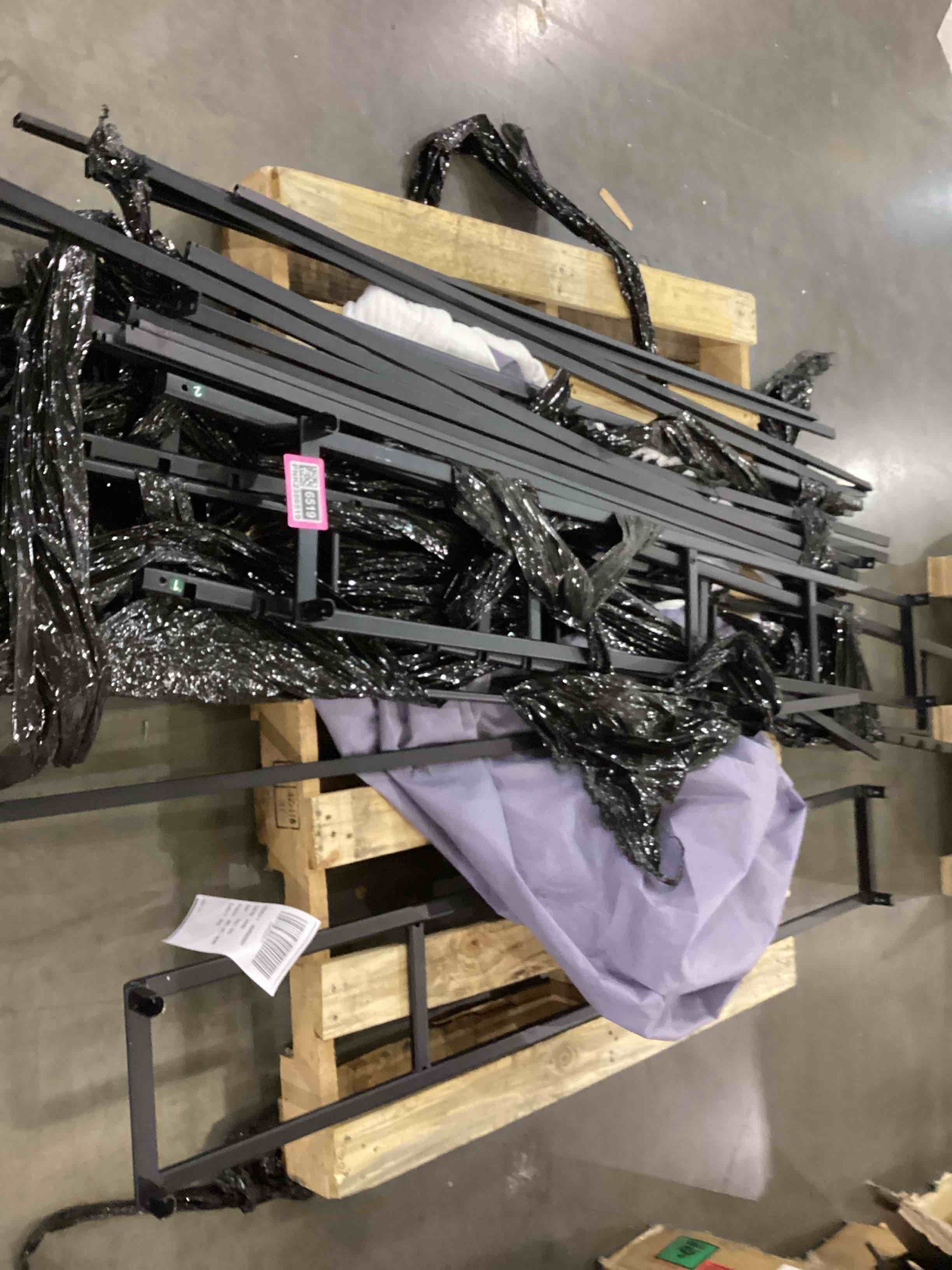 metal bed frame 