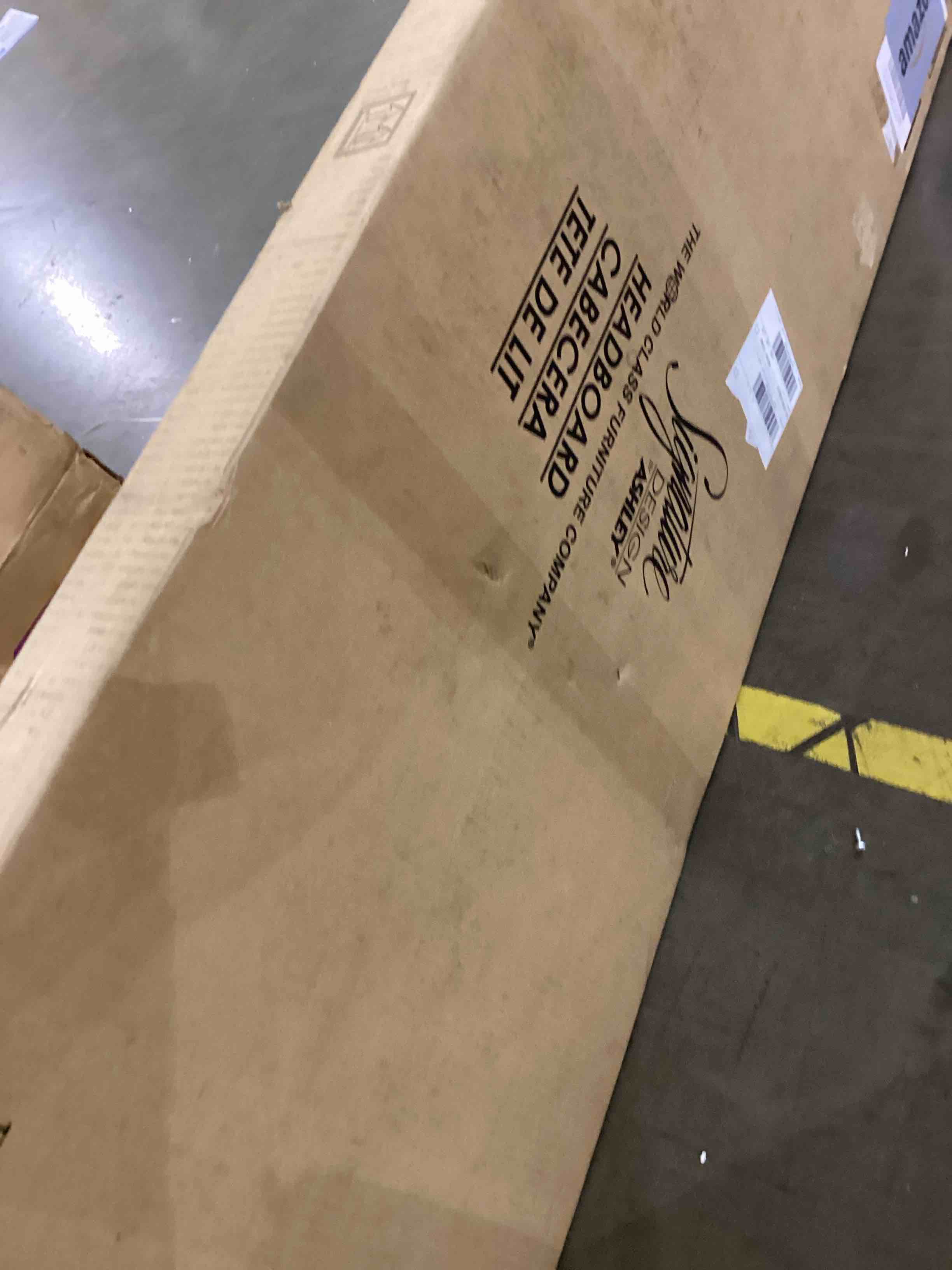 https://s3.amazonaws.com/lotting-images-prod/bidfta/PNK2386585_1755172445860.jpeg