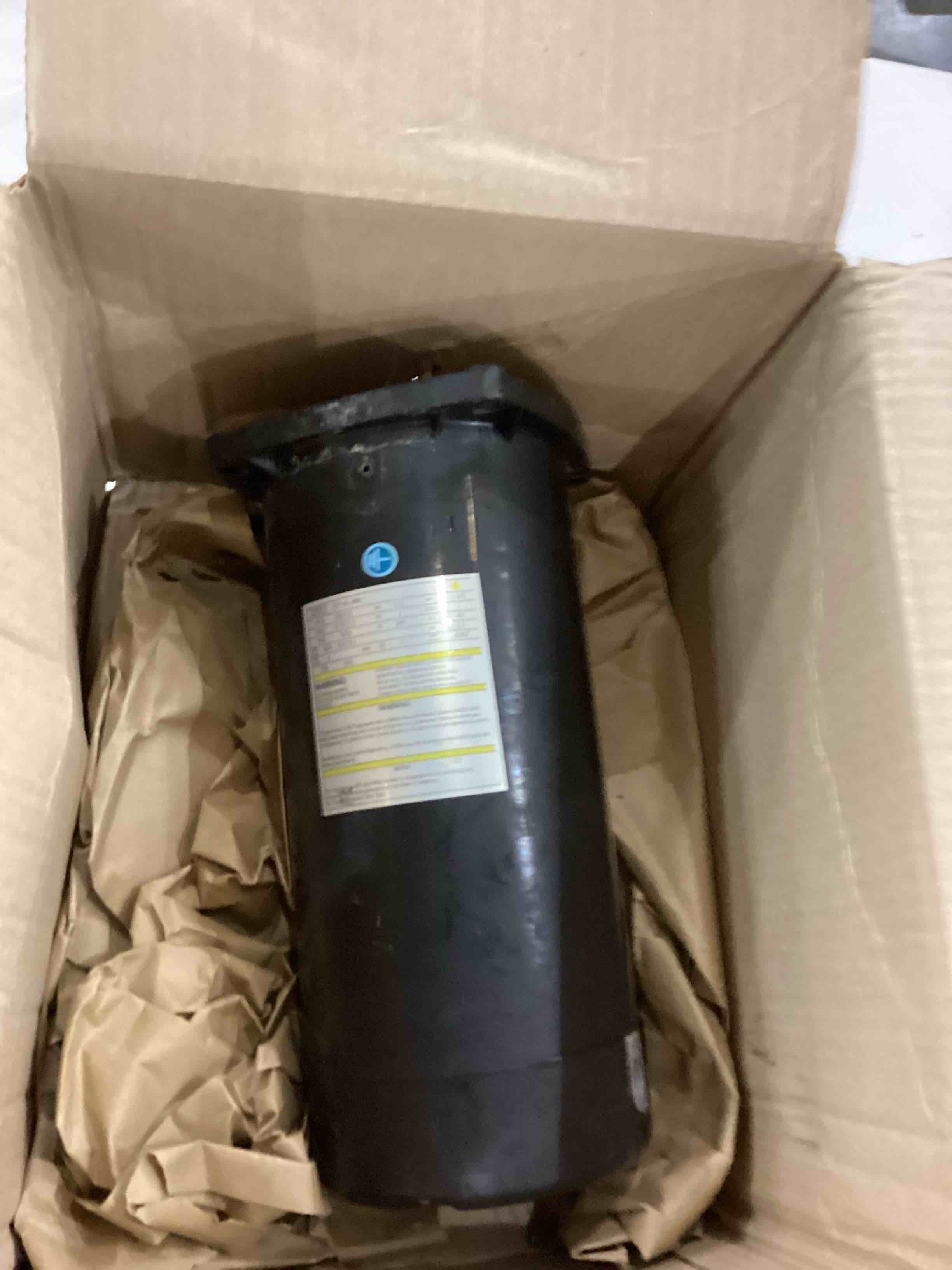 https://s3.amazonaws.com/lotting-images-prod/bidfta/PNK2393214_1756907063556.jpeg