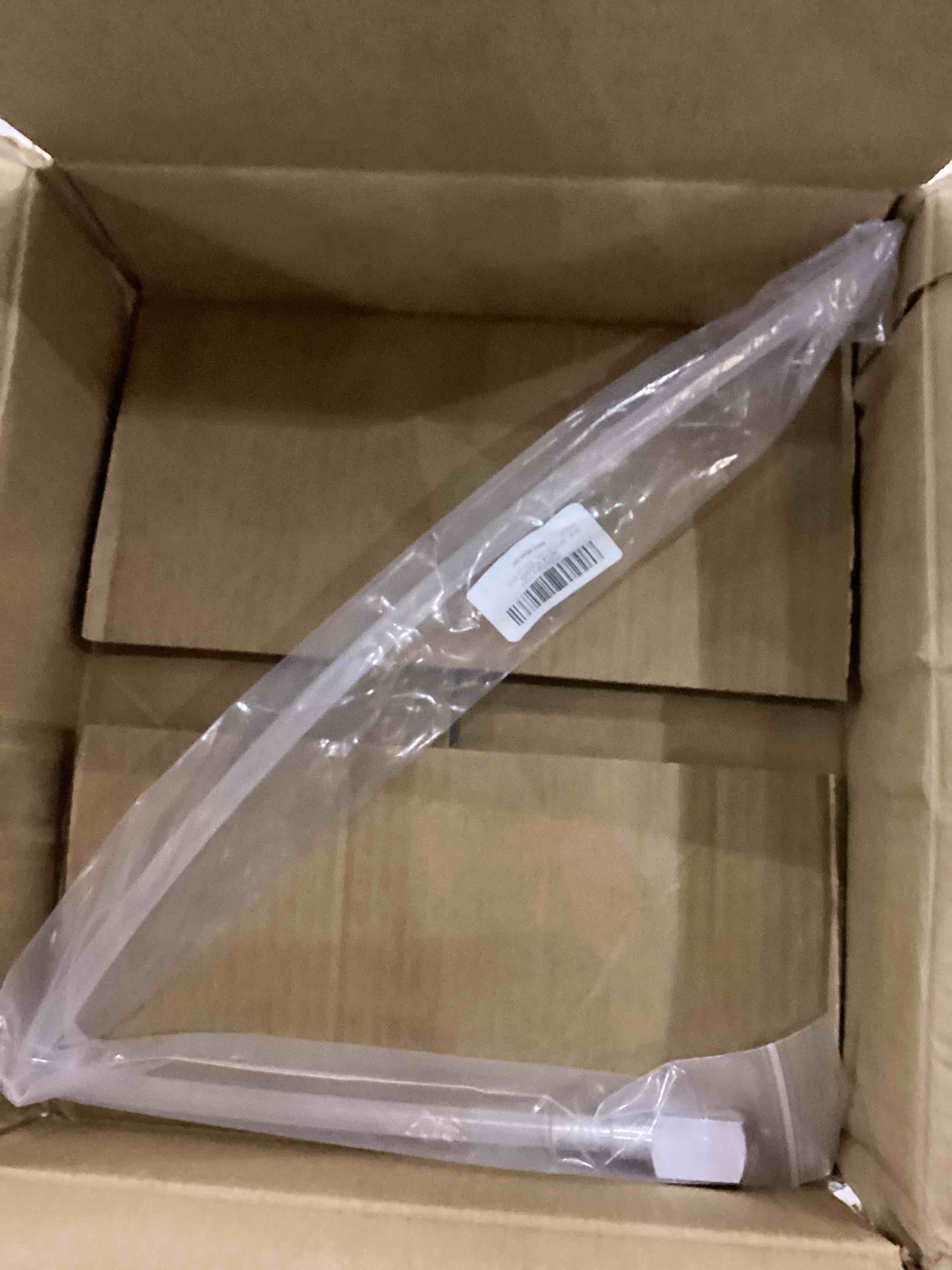 https://s3.amazonaws.com/lotting-images-prod/bidfta/PNK2393224_1756908399162.jpeg