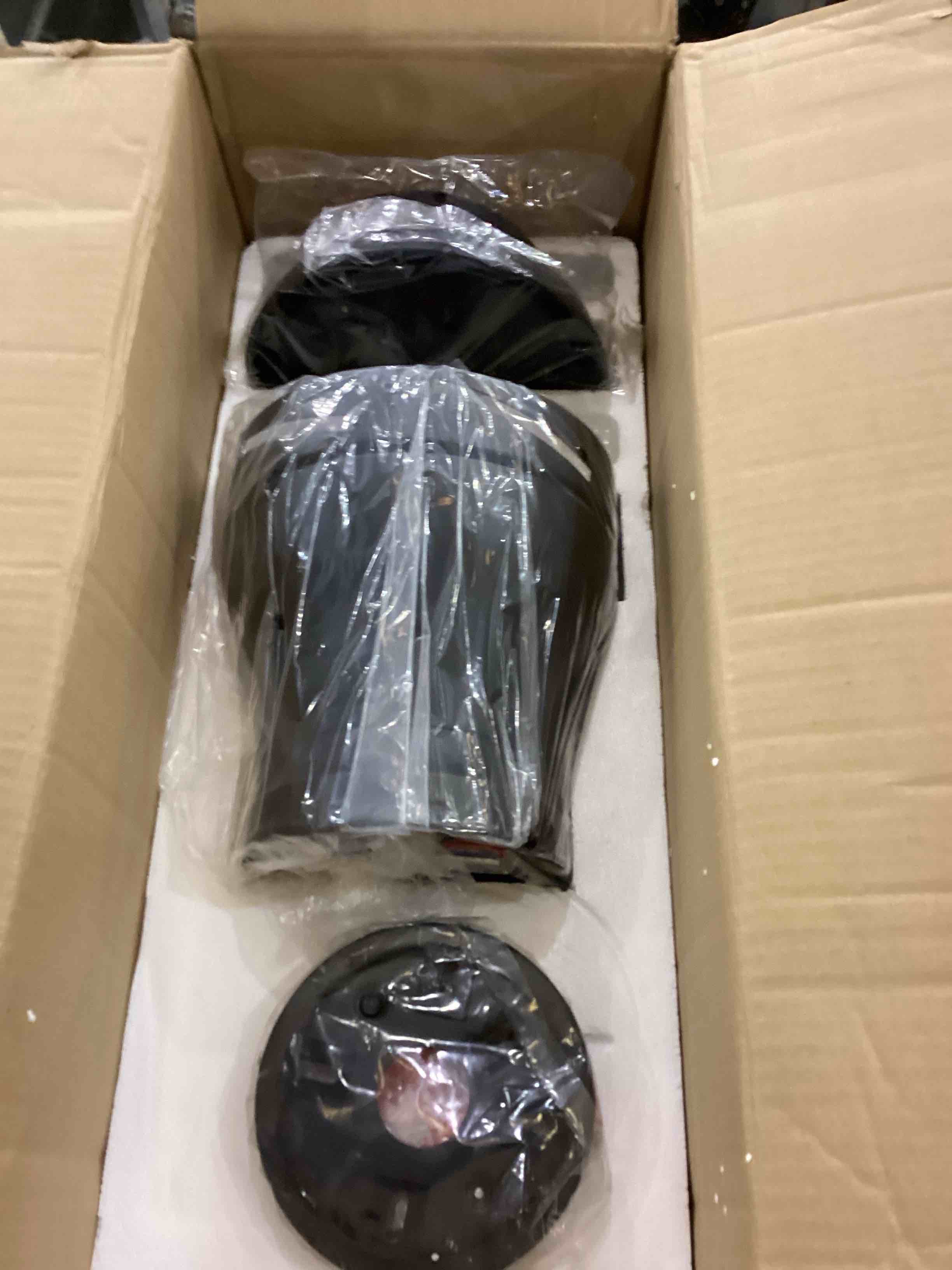 https://s3.amazonaws.com/lotting-images-prod/bidfta/PNK2393240_1756909647465.jpeg