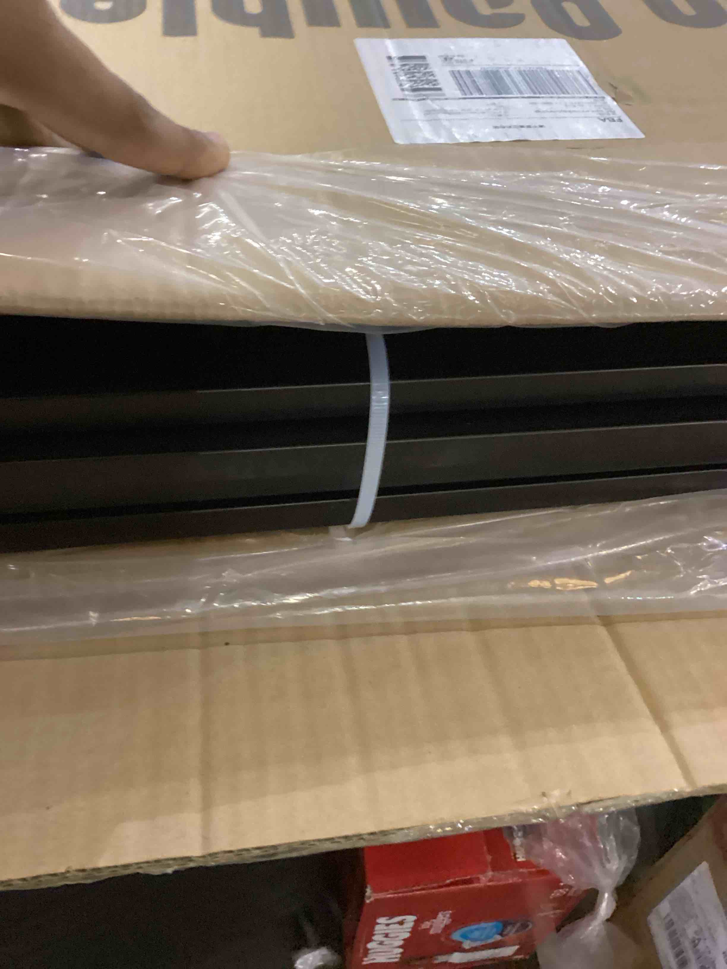 https://s3.amazonaws.com/lotting-images-prod/bidfta/PNK2393539_1756995736368.jpeg