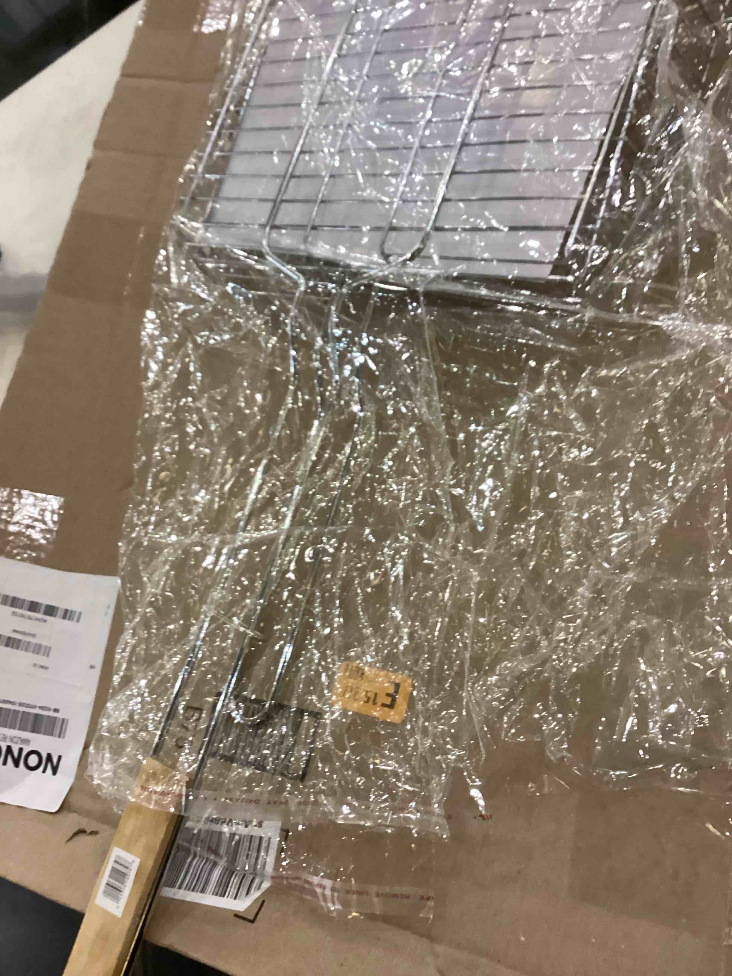 https://s3.amazonaws.com/lotting-images-prod/bidfta/PNK2393615_1757000660016.jpeg