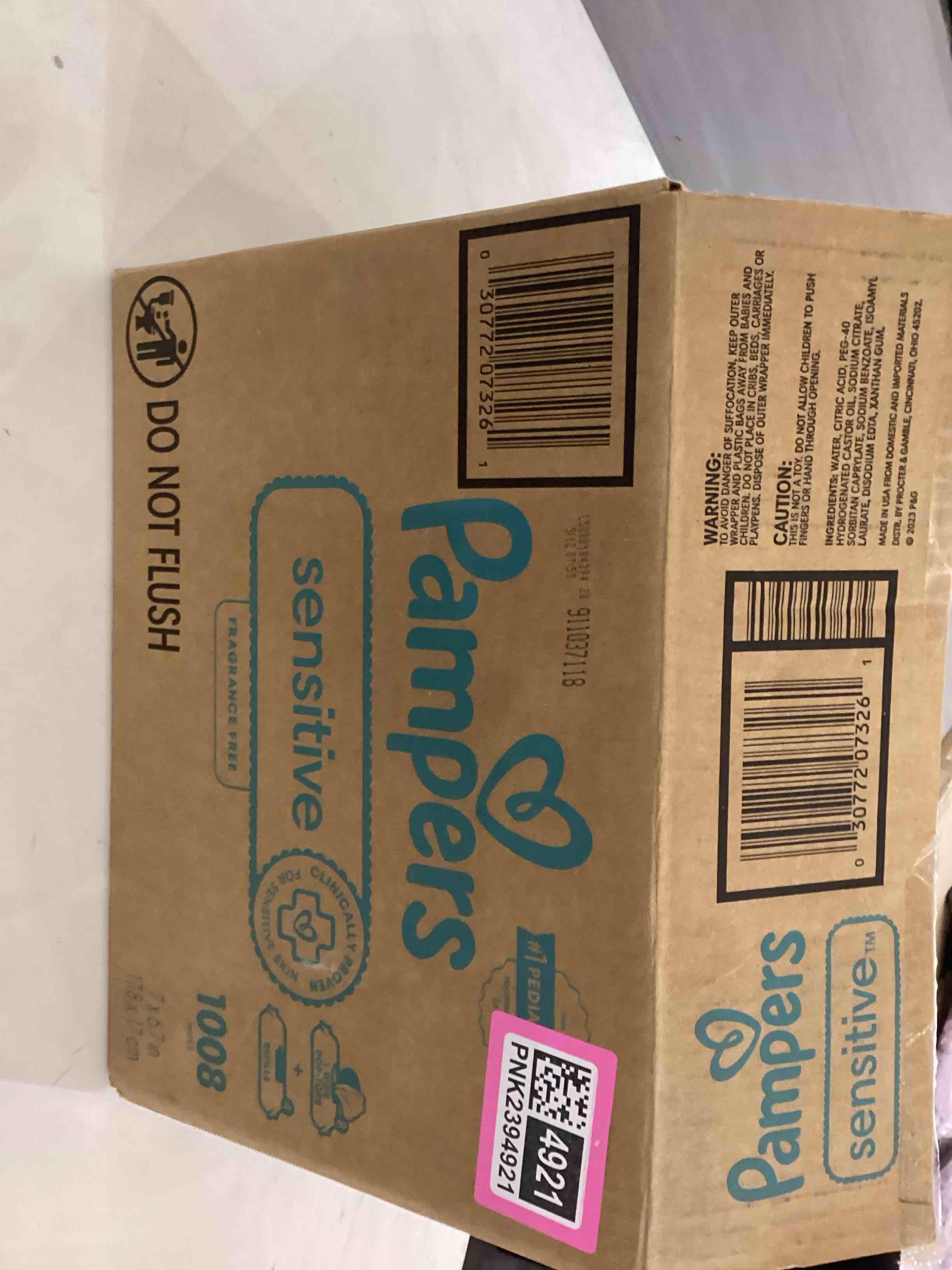  PAMPERS Baby Wipes 1008  WIPES 7 x 6.7 in 17.8 x 17 cm