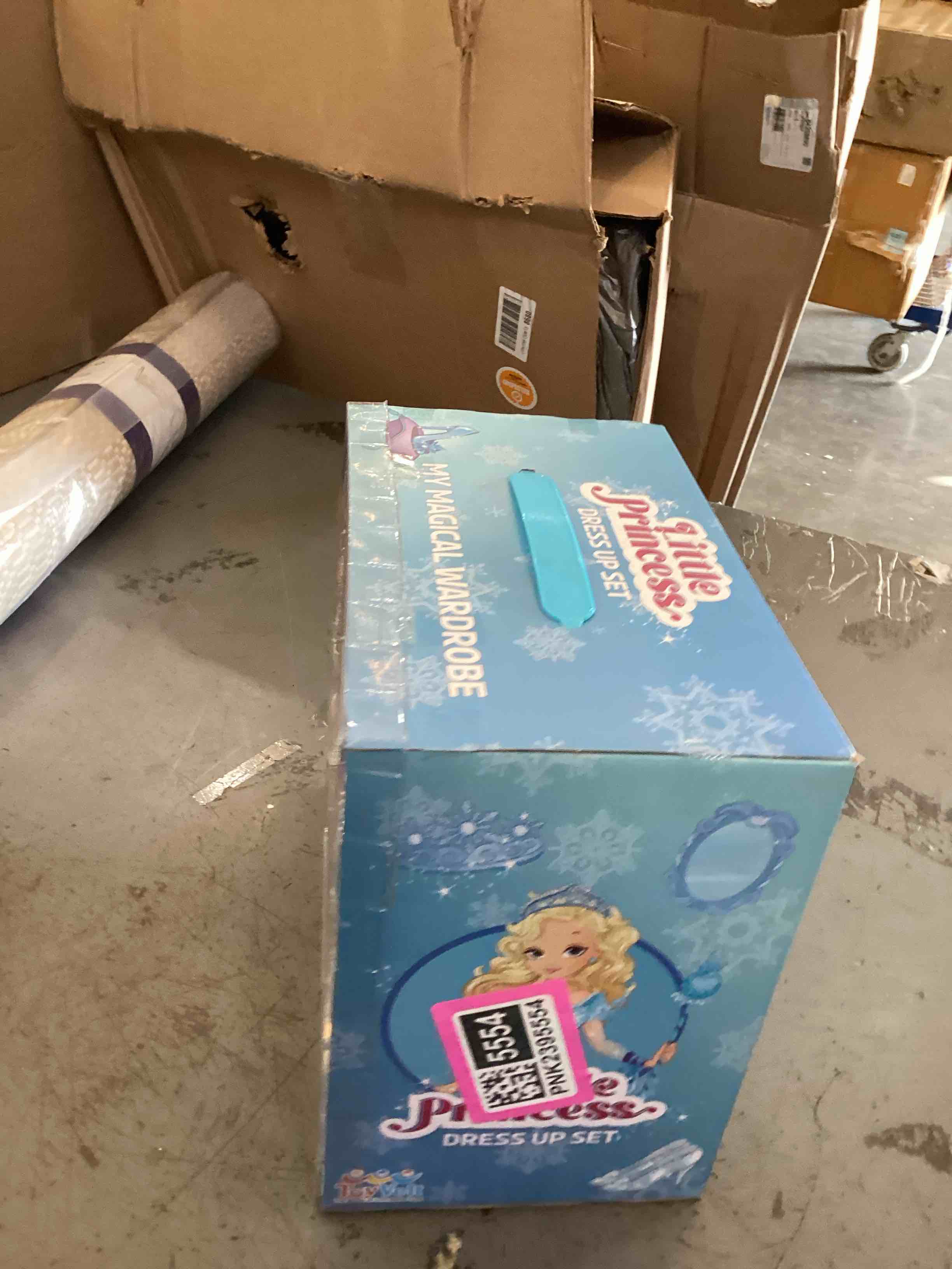 https://s3.amazonaws.com/lotting-images-prod/bidfta/PNK2395554_1757364128225.jpeg