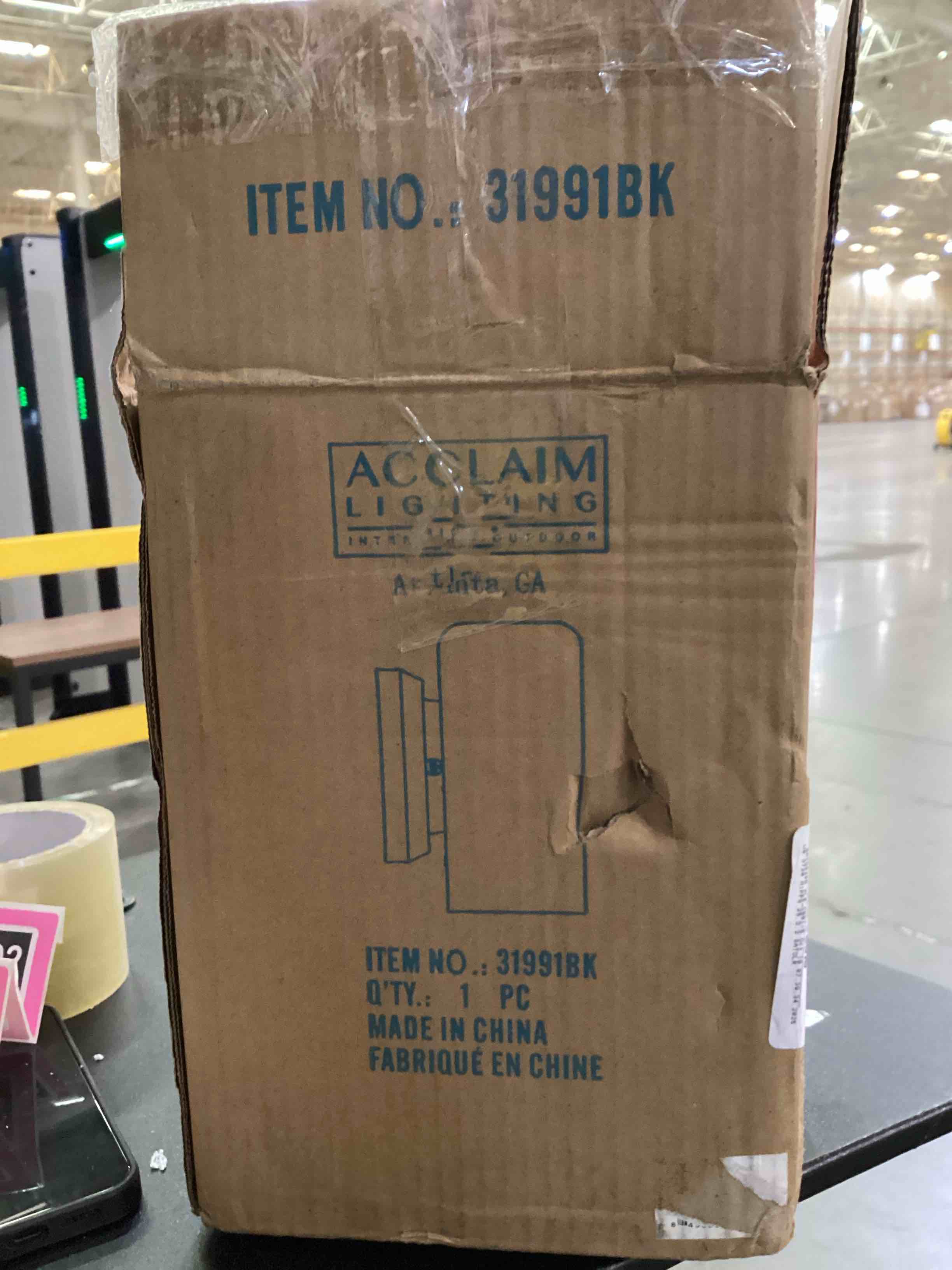 https://s3.amazonaws.com/lotting-images-prod/bidfta/PNK2410901_1760120602070.jpeg