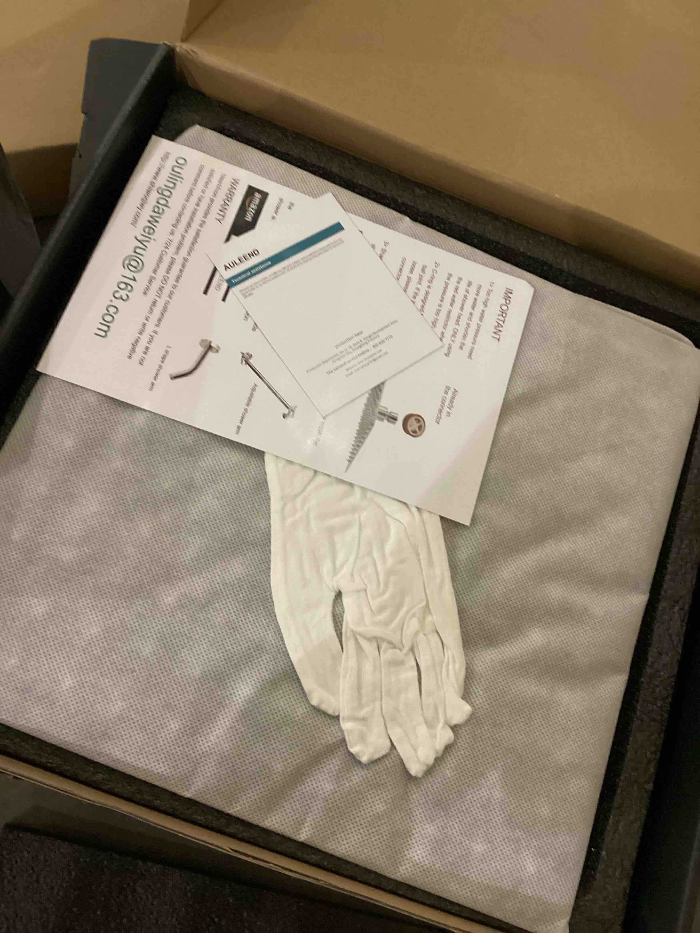https://s3.amazonaws.com/lotting-images-prod/bidfta/PNK2413553_1757508641893.jpeg