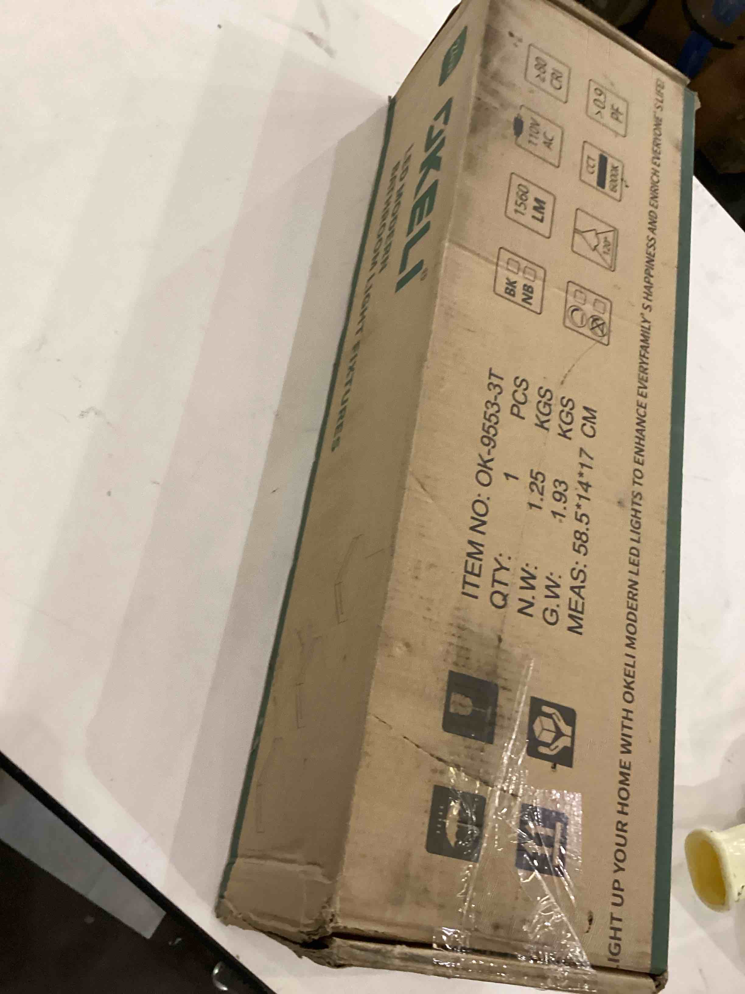 https://s3.amazonaws.com/lotting-images-prod/bidfta/PNK2413879_1757602155817.jpeg