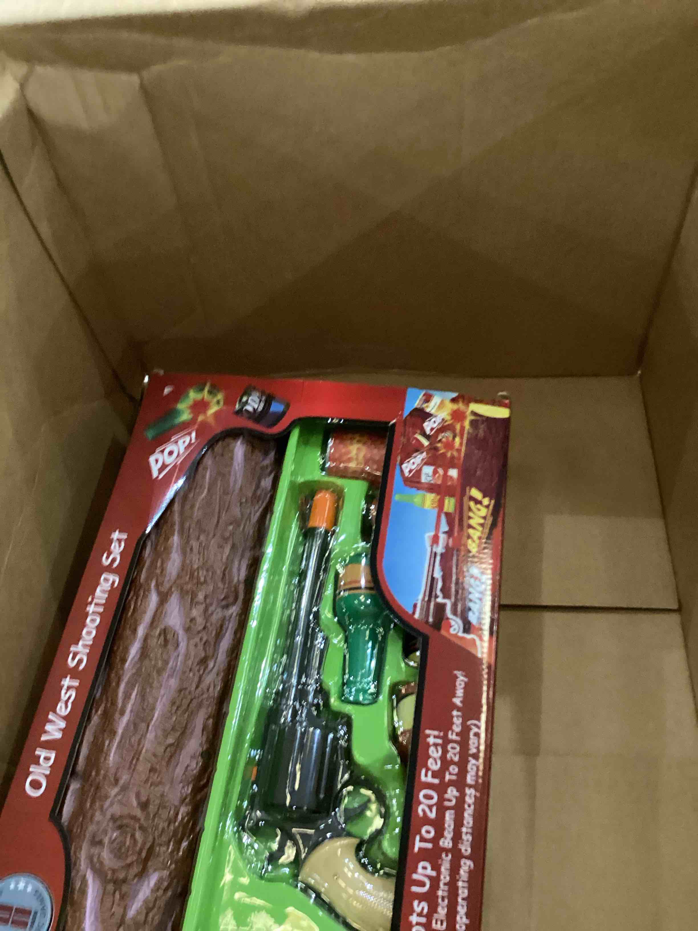 https://s3.amazonaws.com/lotting-images-prod/bidfta/PNK2413941_1757605985046.jpeg