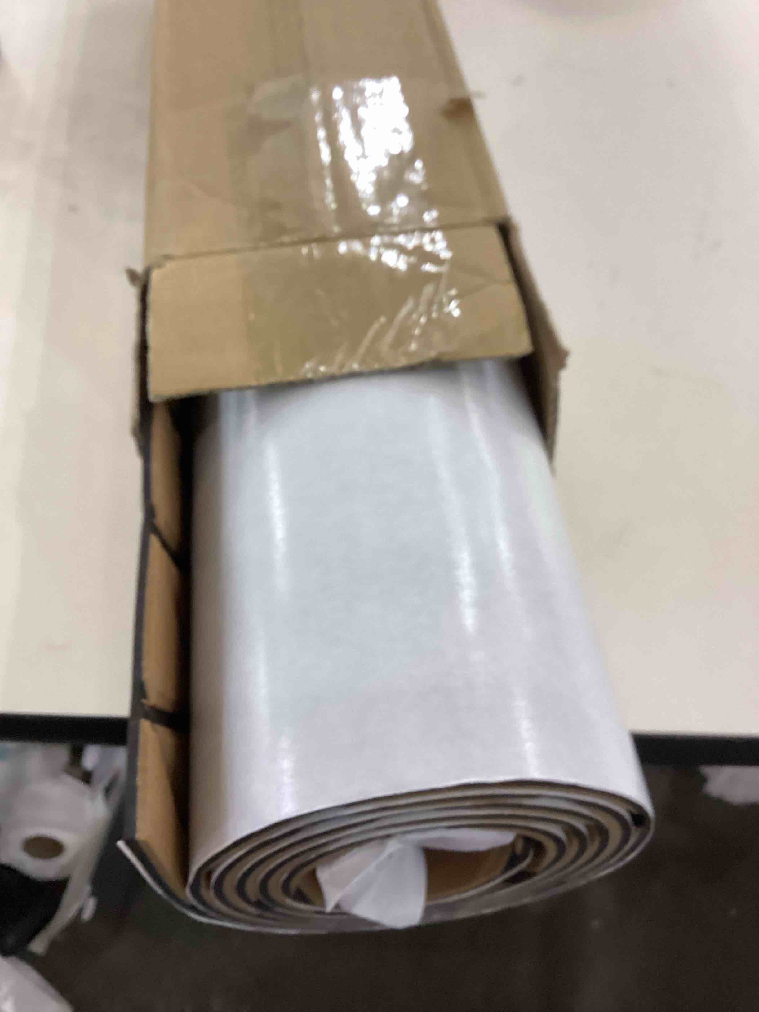 https://s3.amazonaws.com/lotting-images-prod/bidfta/PNK2414036_1757685738420.jpeg