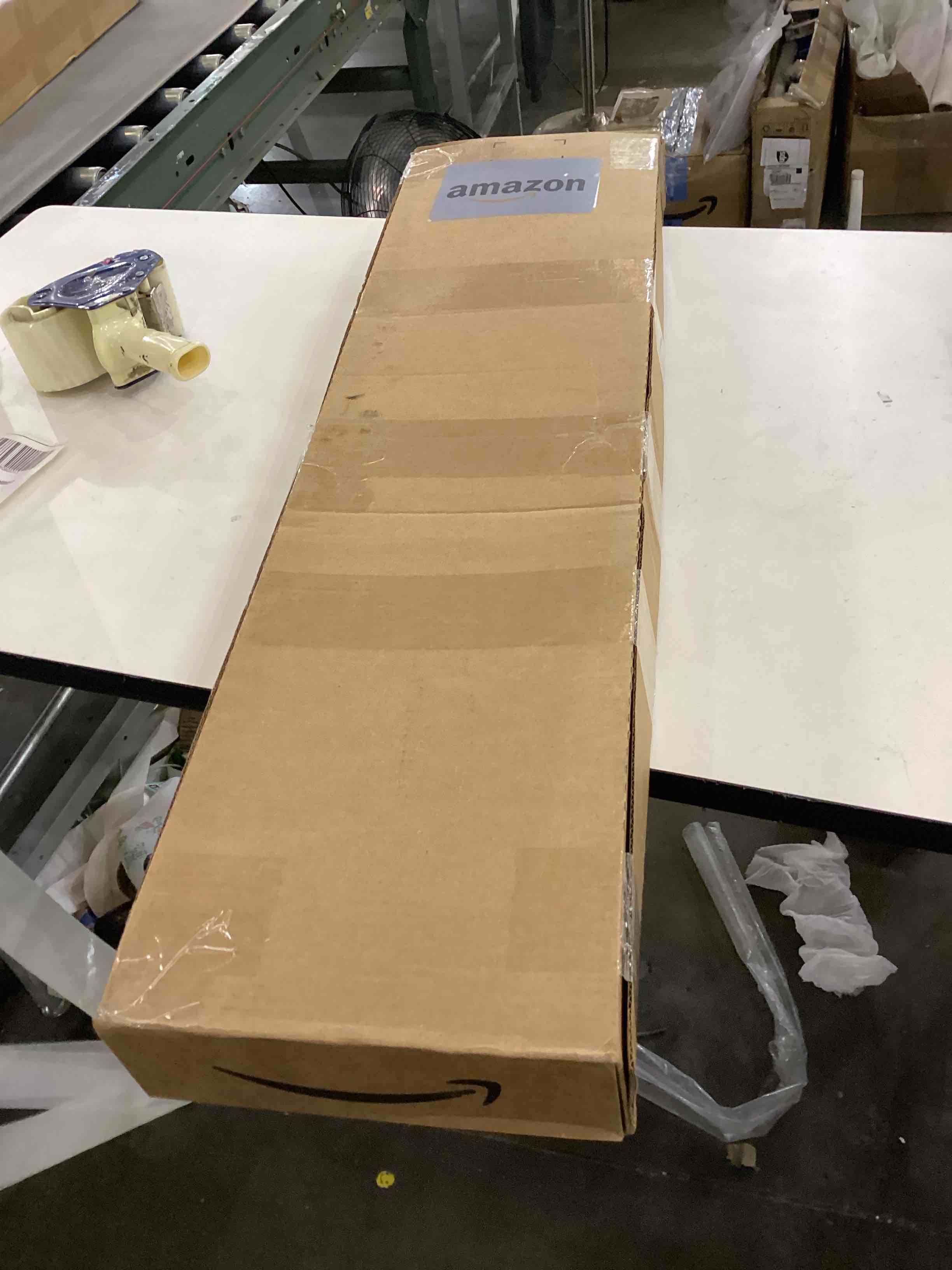 https://s3.amazonaws.com/lotting-images-prod/bidfta/PNK2414077_1757689530763.jpeg