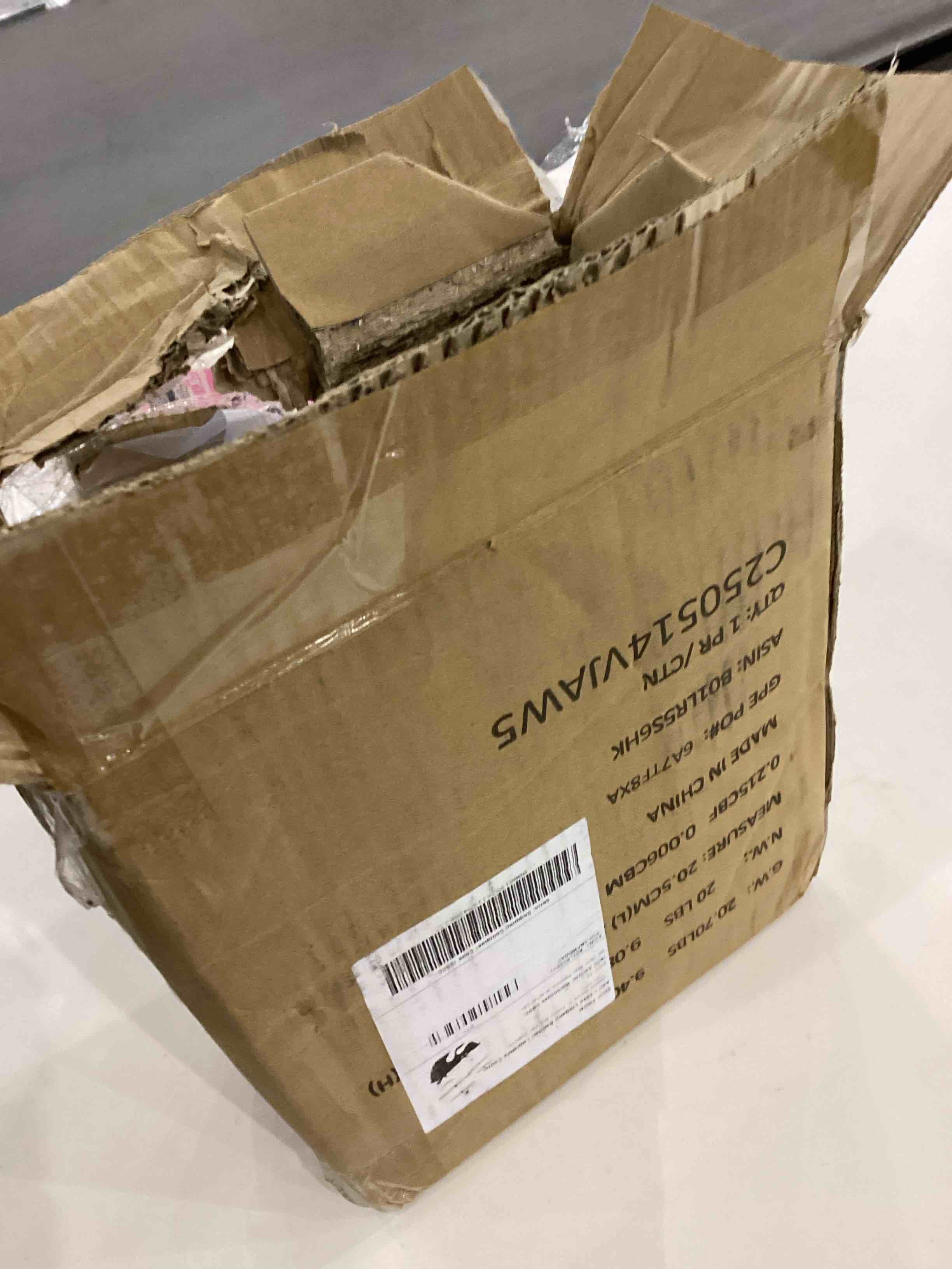 https://s3.amazonaws.com/lotting-images-prod/bidfta/PNK2414192_1757939115958.jpeg