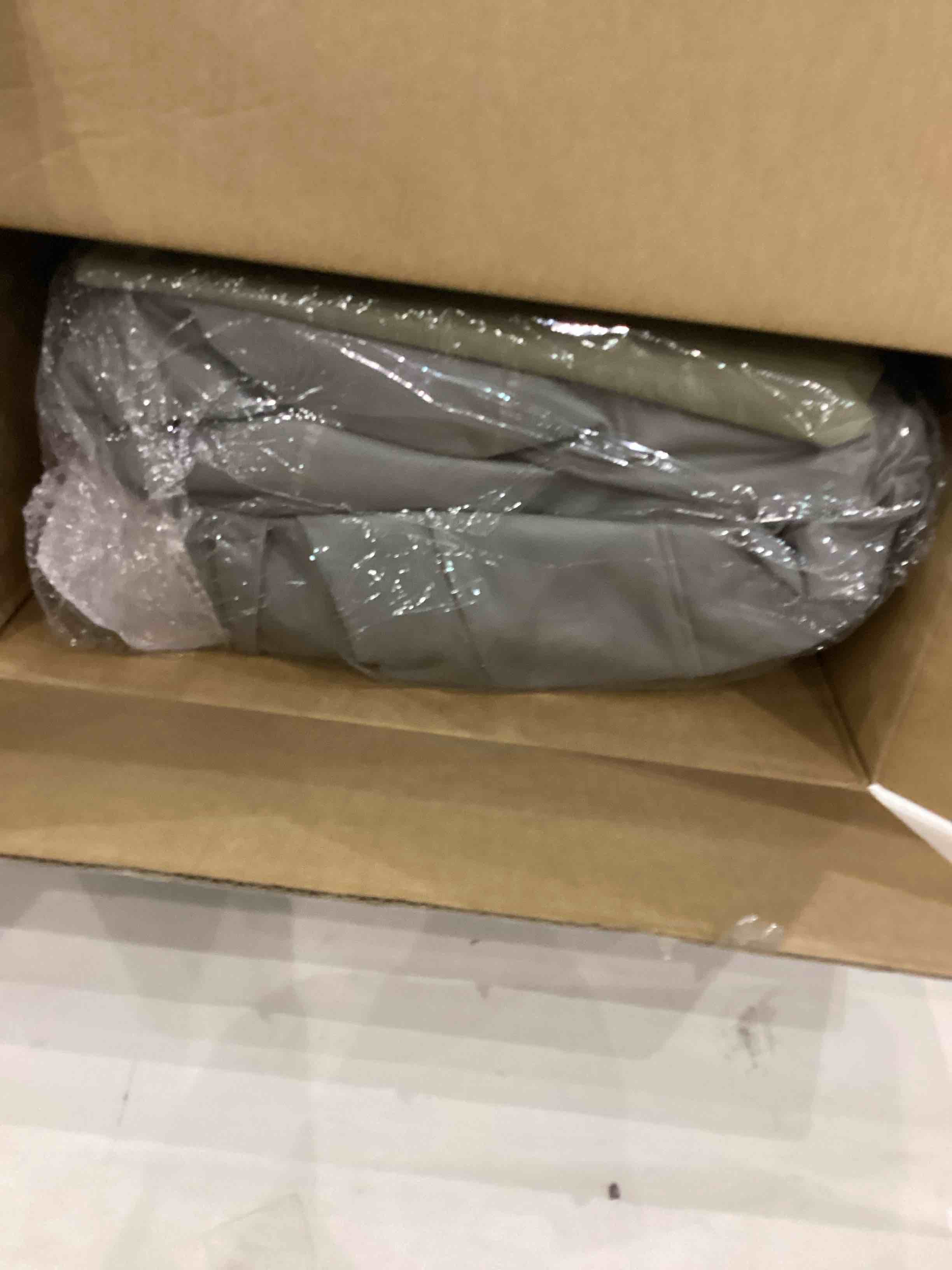 https://s3.amazonaws.com/lotting-images-prod/bidfta/PNK2414438_1758021576391.jpeg