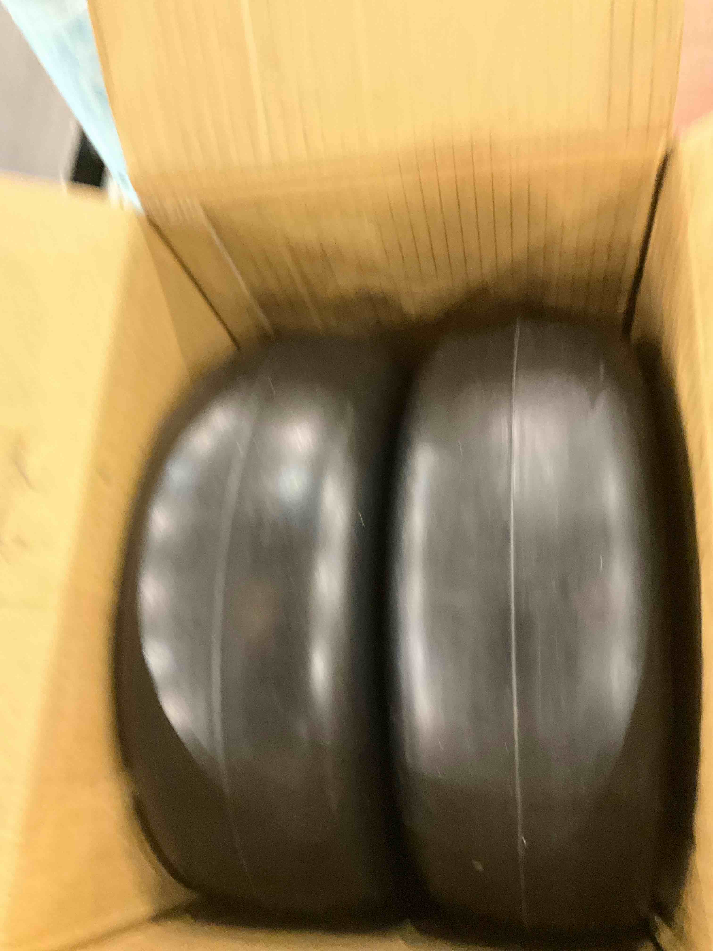 https://s3.amazonaws.com/lotting-images-prod/bidfta/PNK2440045_1748954991218.jpeg