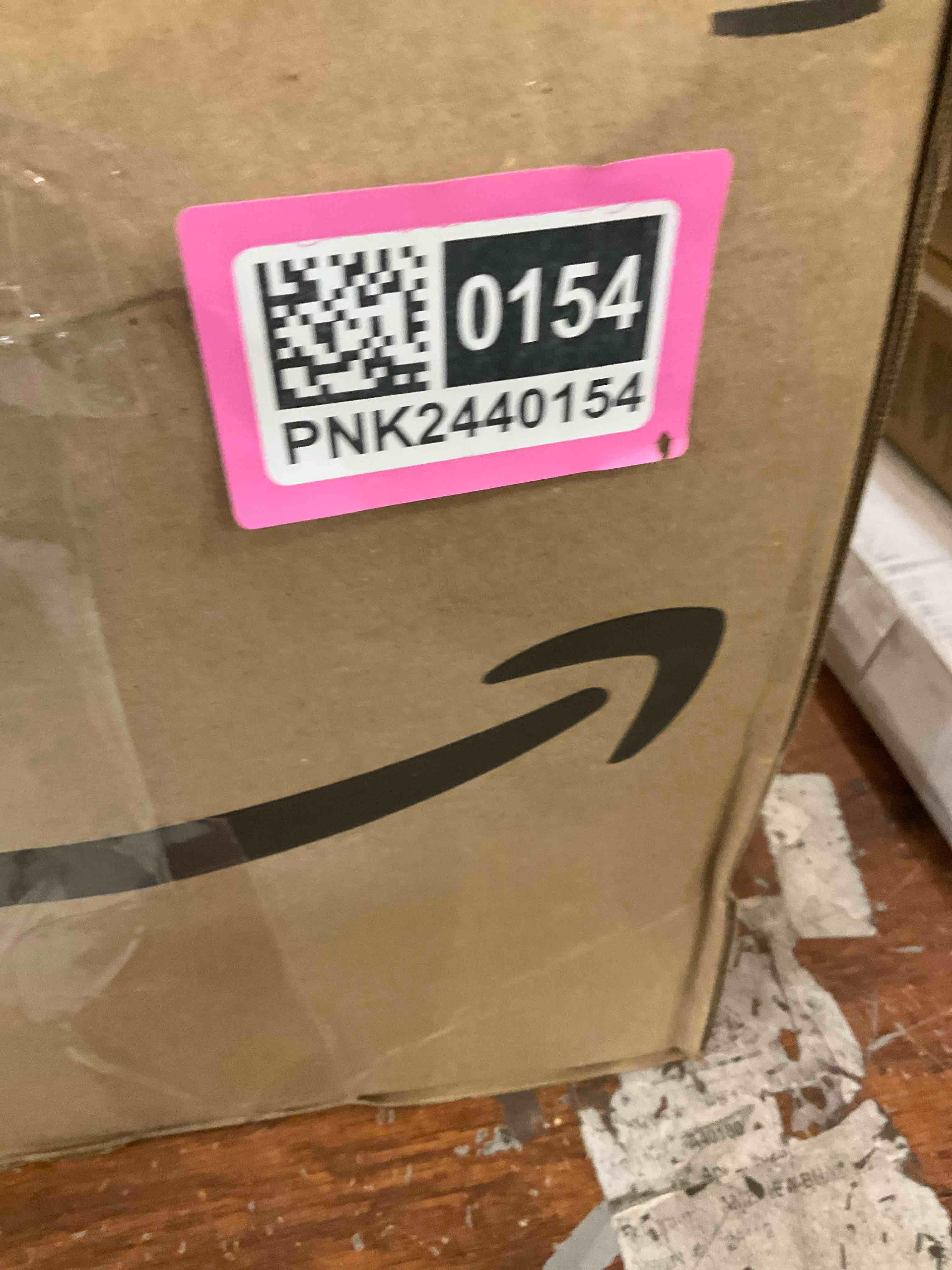 https://s3.amazonaws.com/lotting-images-prod/bidfta/PNK2440154_1748959288035.jpeg