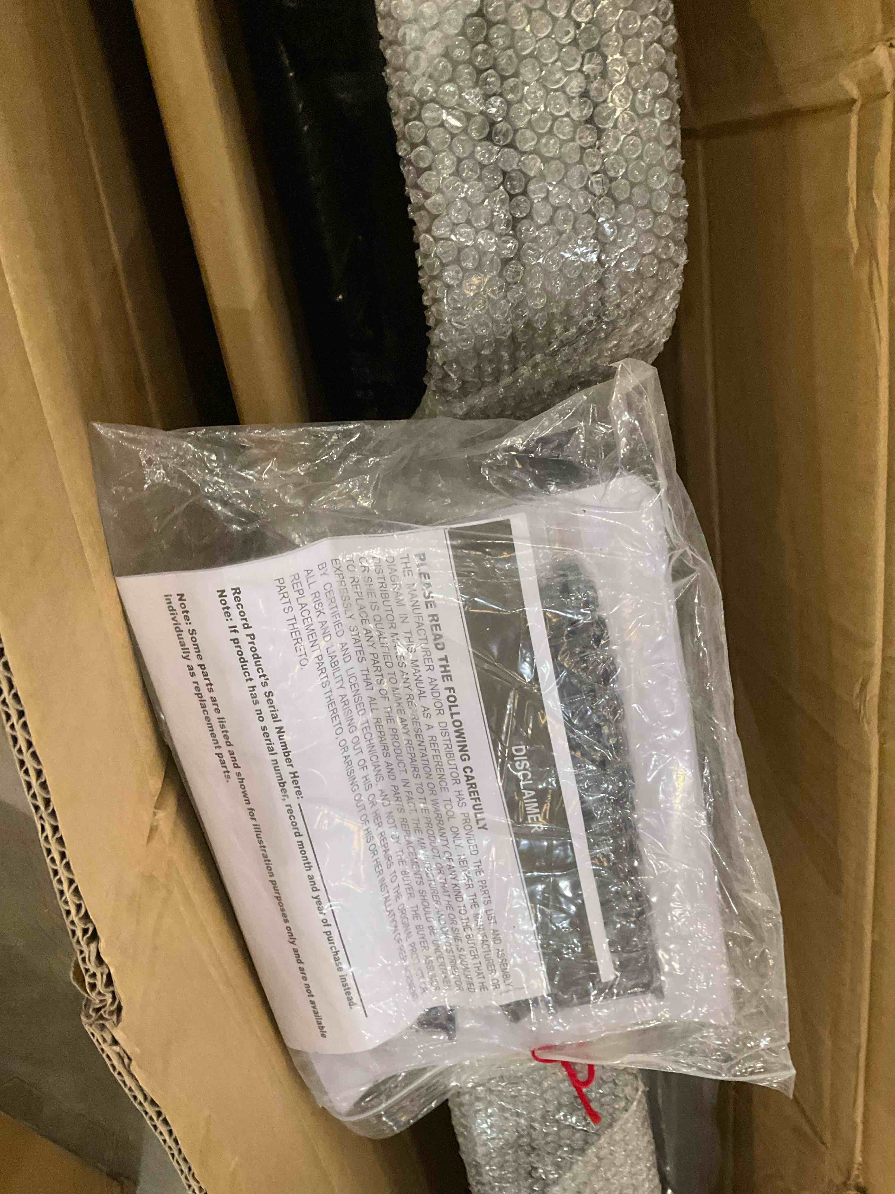 https://s3.amazonaws.com/lotting-images-prod/bidfta/PNK2442413_1749475975848.jpeg
