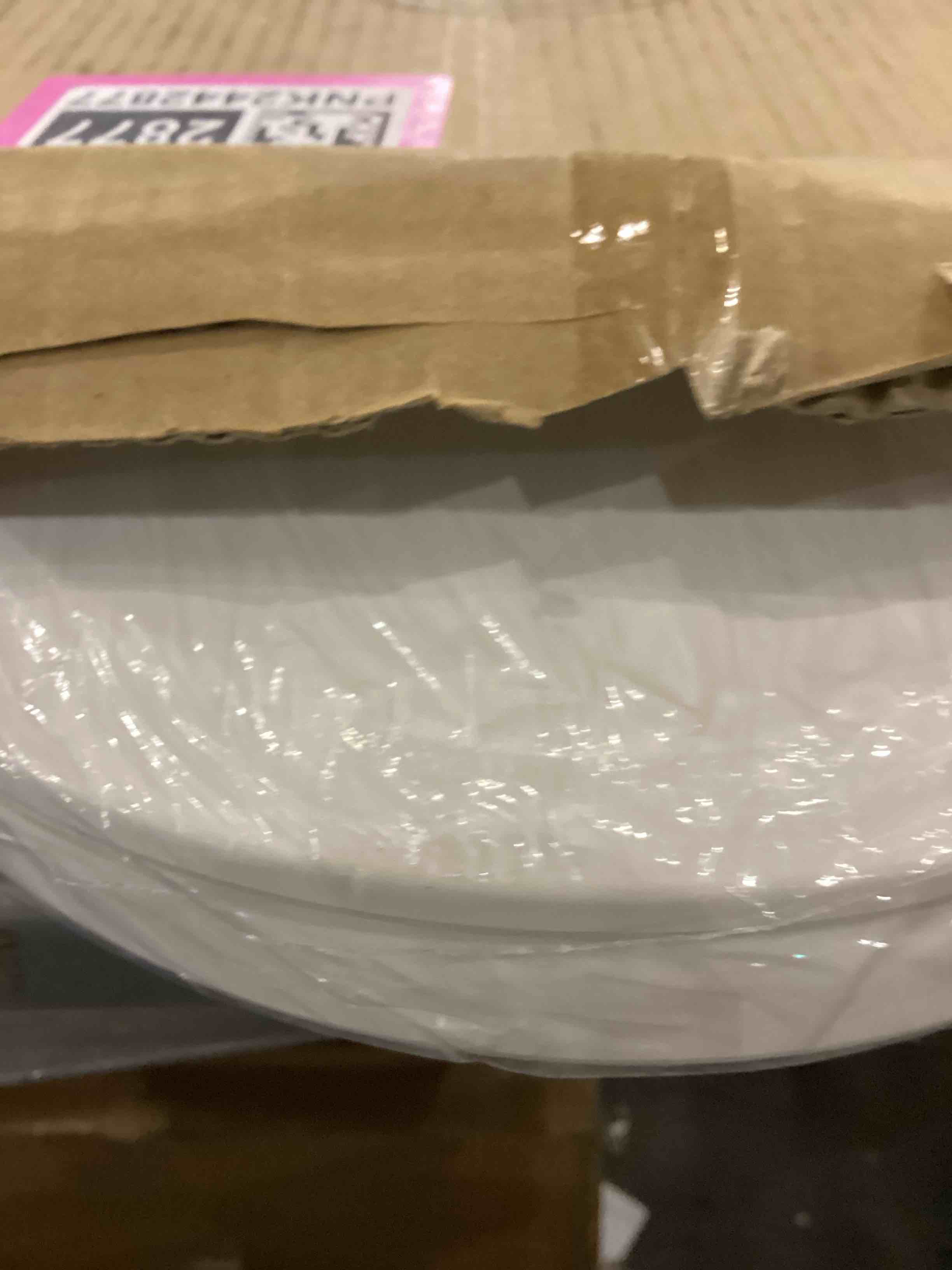 https://s3.amazonaws.com/lotting-images-prod/bidfta/PNK2442877_1752172884288.jpeg