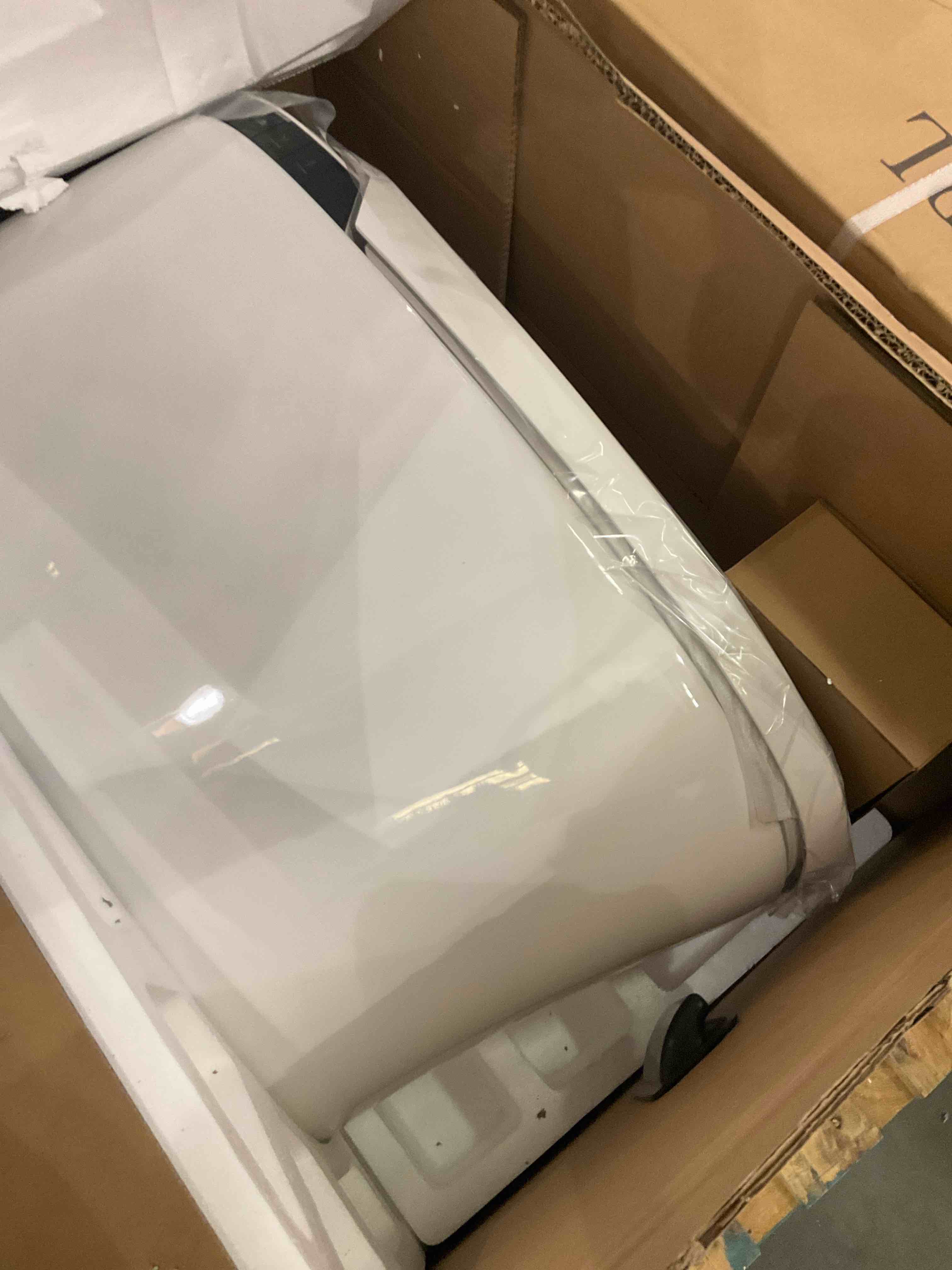 https://s3.amazonaws.com/lotting-images-prod/bidfta/PNK2444242_1749650904505.jpeg