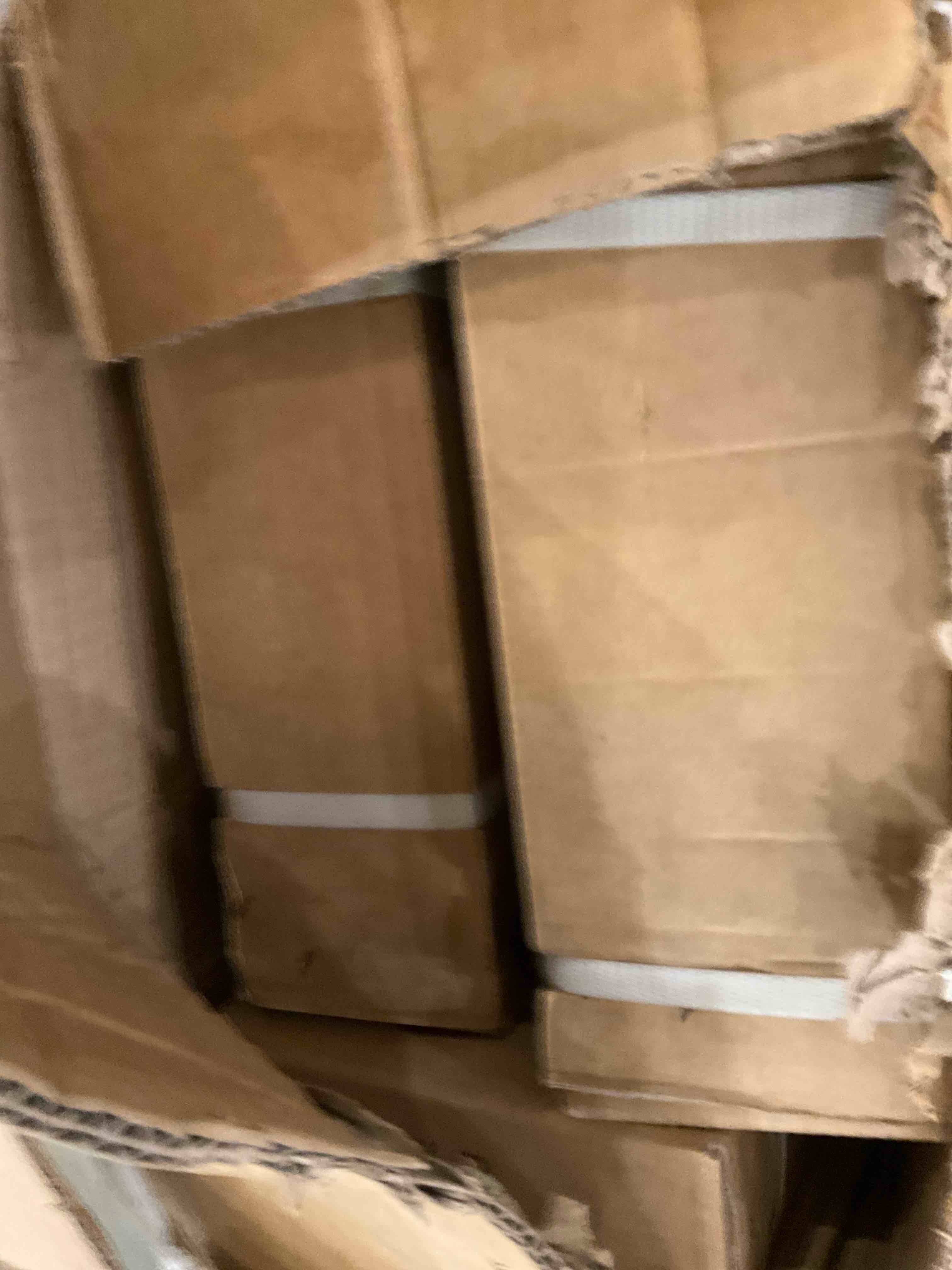 https://s3.amazonaws.com/lotting-images-prod/bidfta/PNK2444559_1750359281827.jpeg