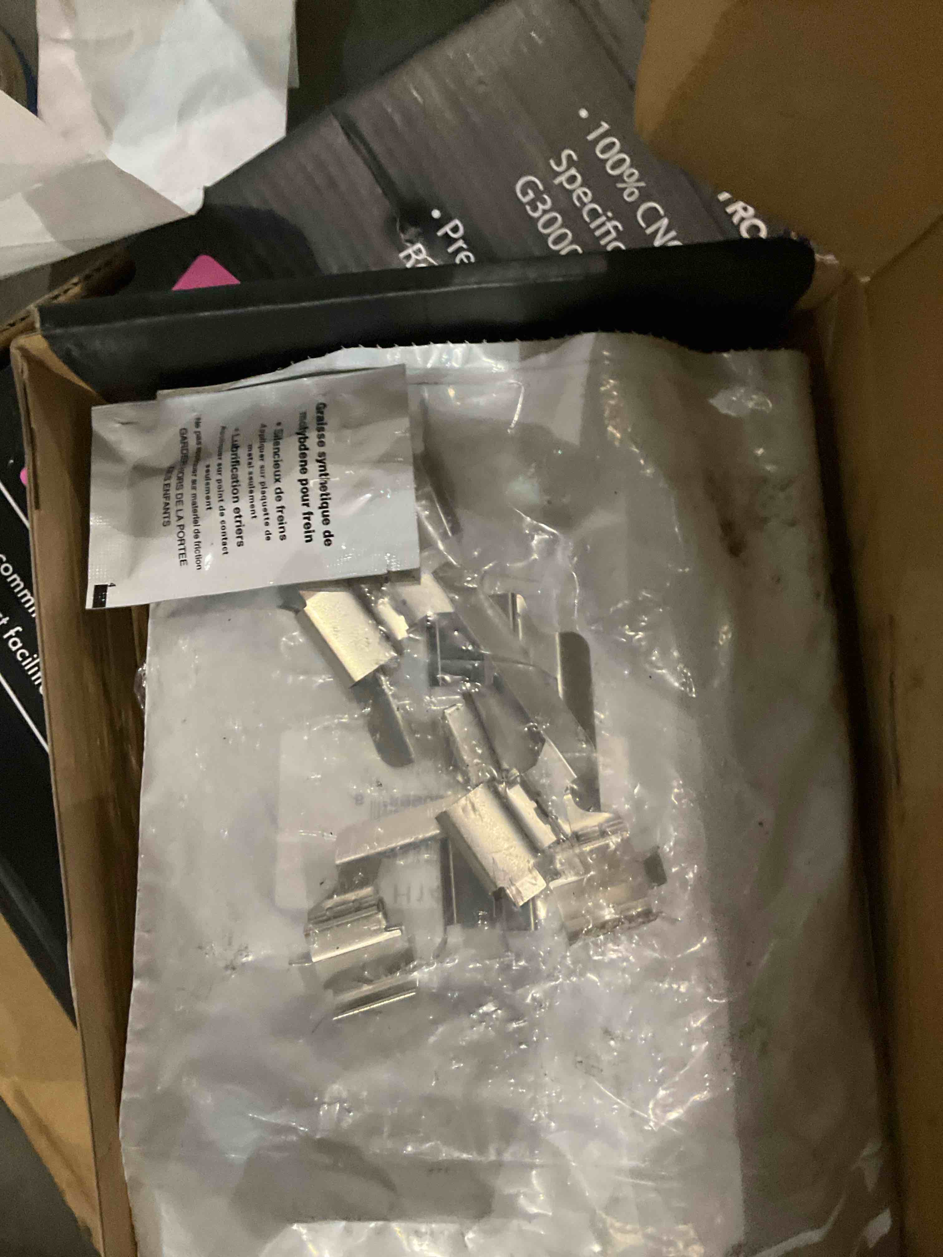 TRQ Ceramic Break Pad Set 