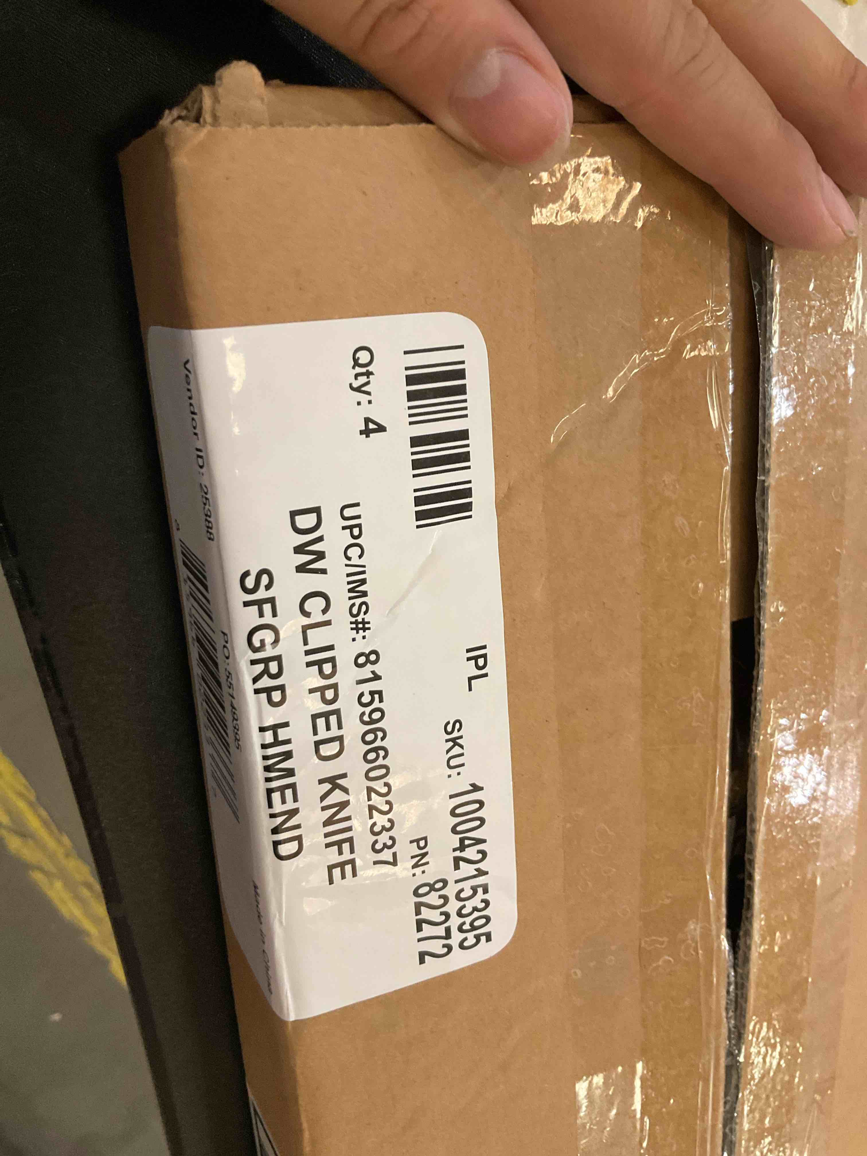 https://s3.amazonaws.com/lotting-images-prod/bidfta/PNK2445860_1751299162866.jpeg