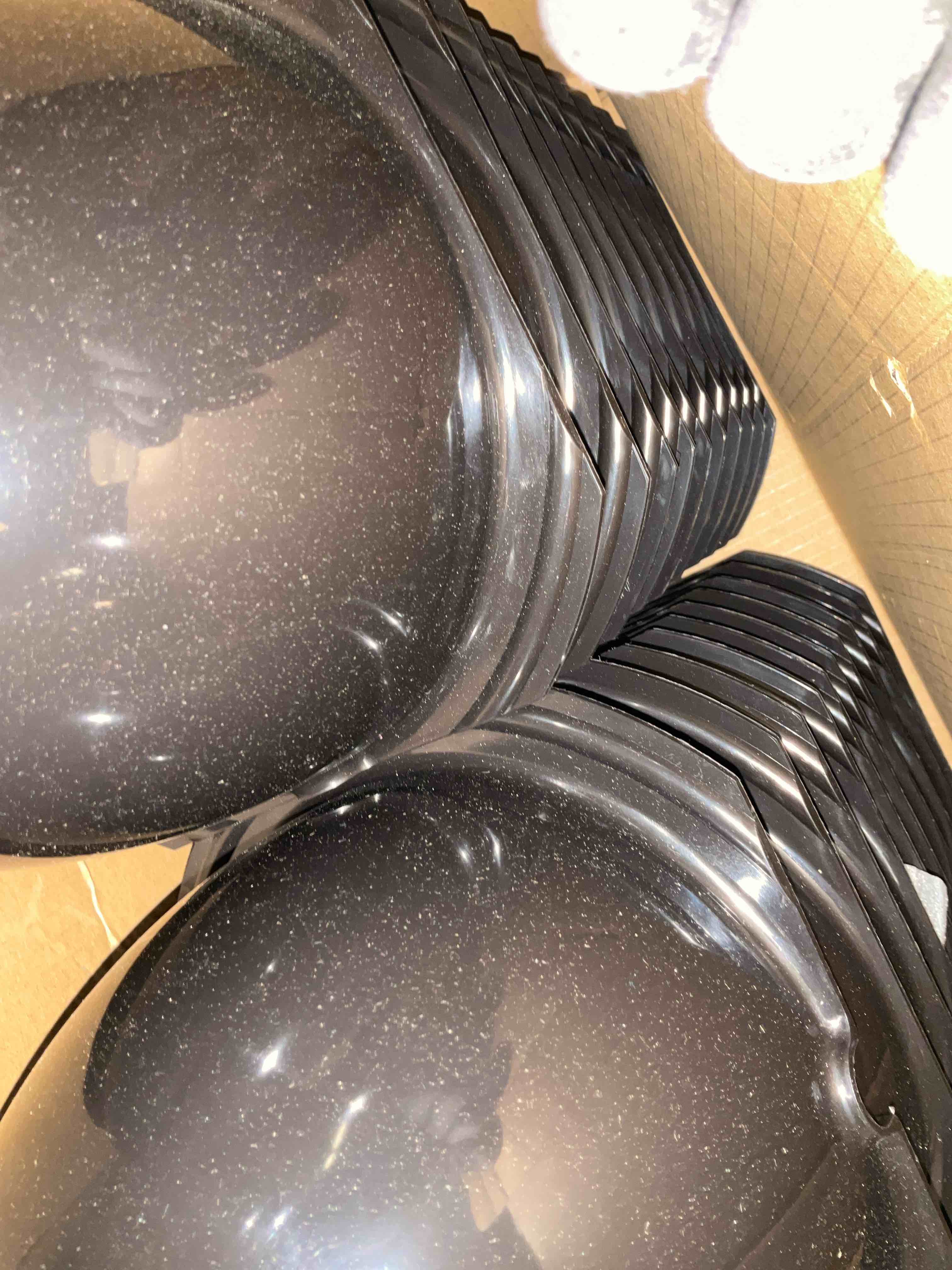 https://s3.amazonaws.com/lotting-images-prod/bidfta/PNK2448691_1749580125348.jpeg