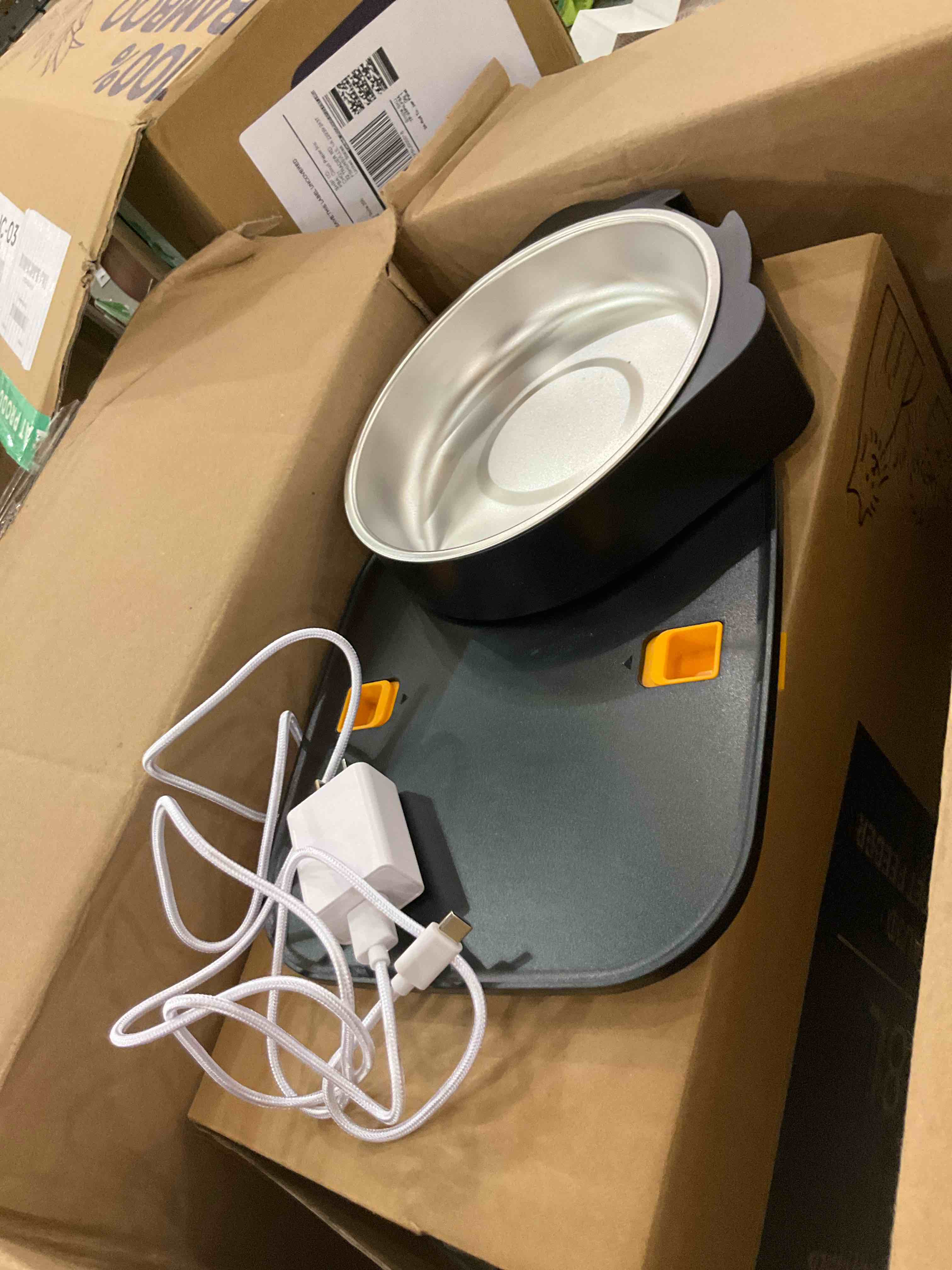 https://s3.amazonaws.com/lotting-images-prod/bidfta/PNK2449777_1749048708766.jpeg