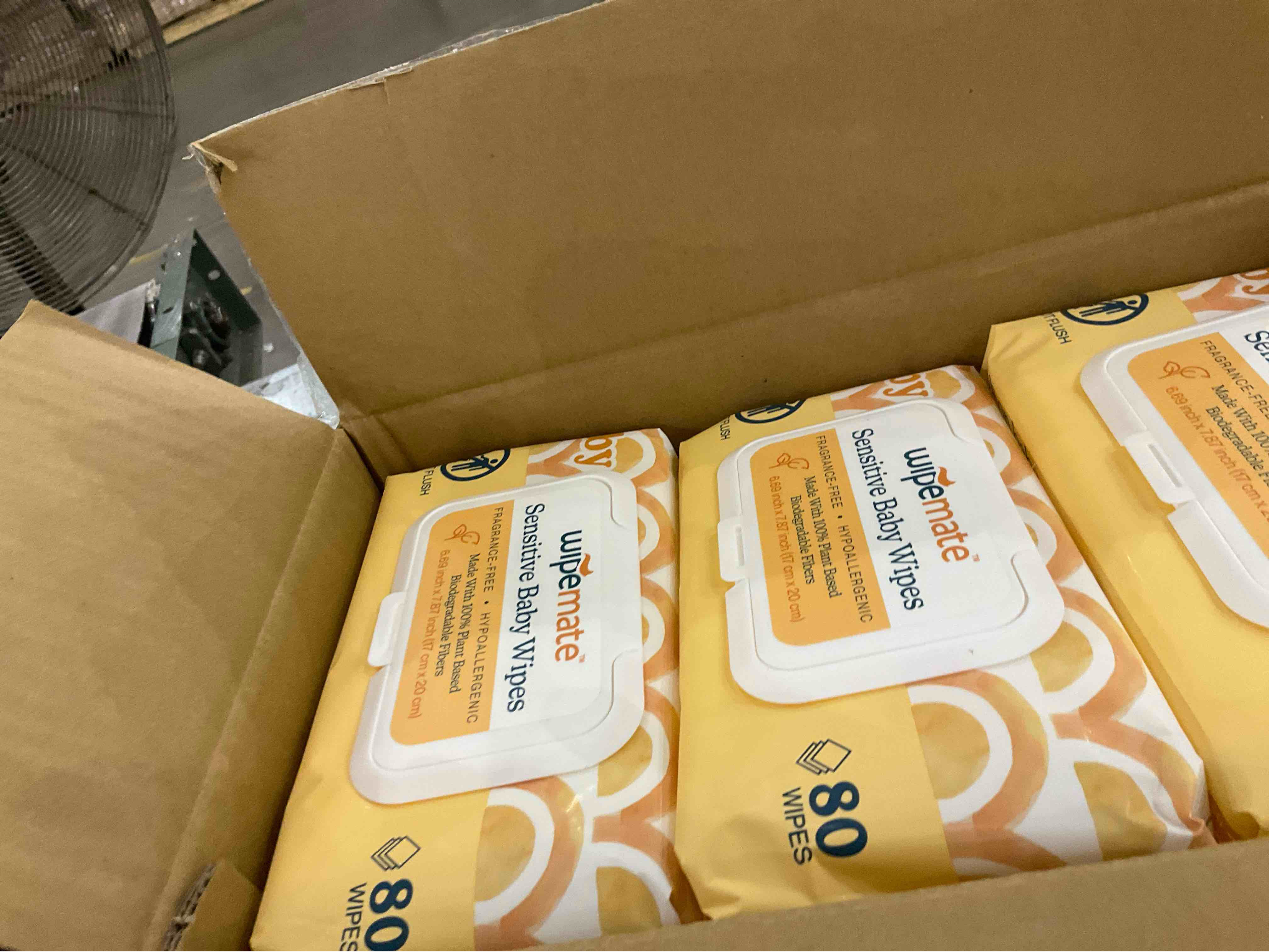 https://s3.amazonaws.com/lotting-images-prod/bidfta/PNK2451657_1749470998083.jpeg