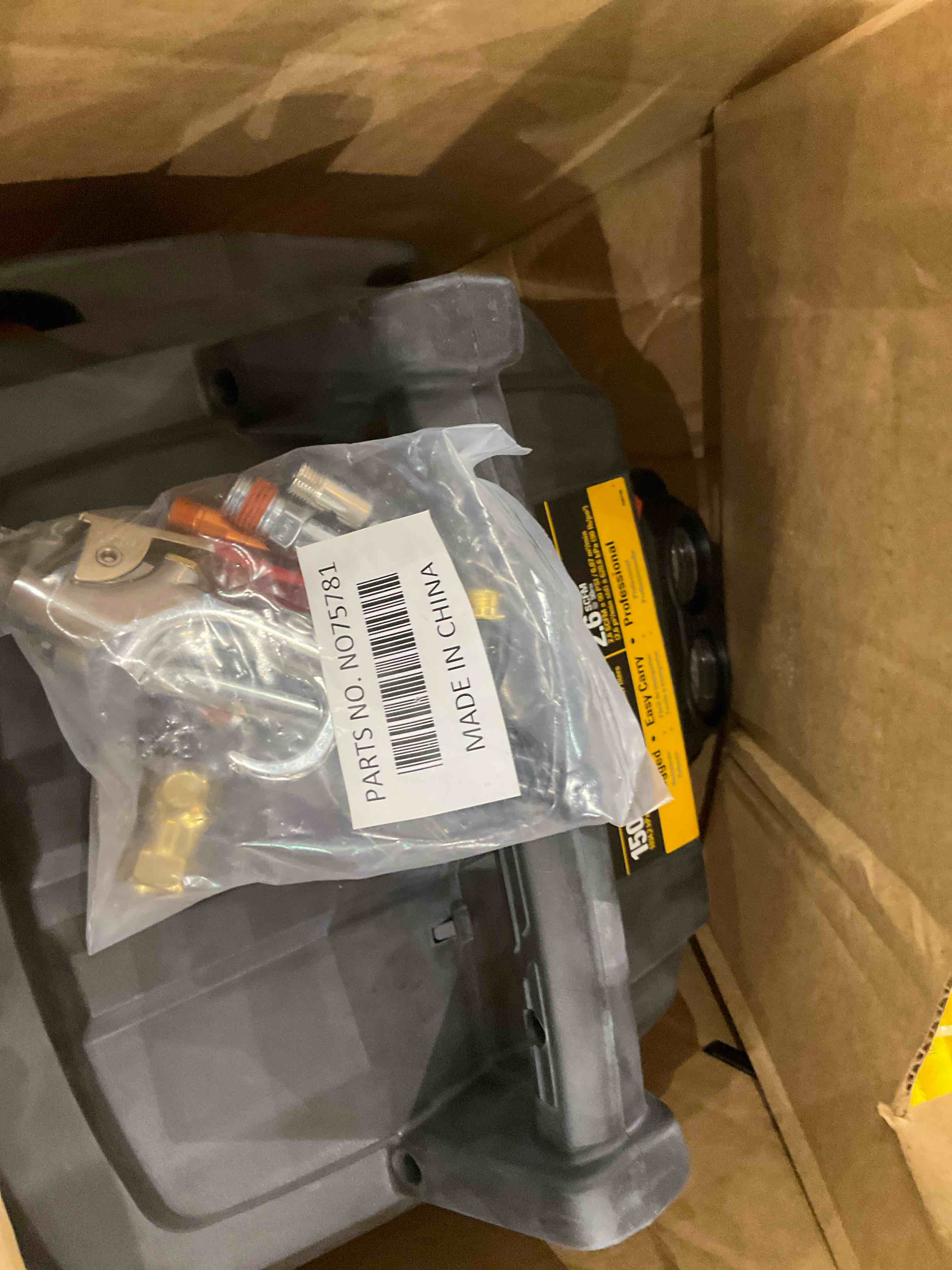 https://s3.amazonaws.com/lotting-images-prod/bidfta/PNK2452773_1749231448418.jpeg